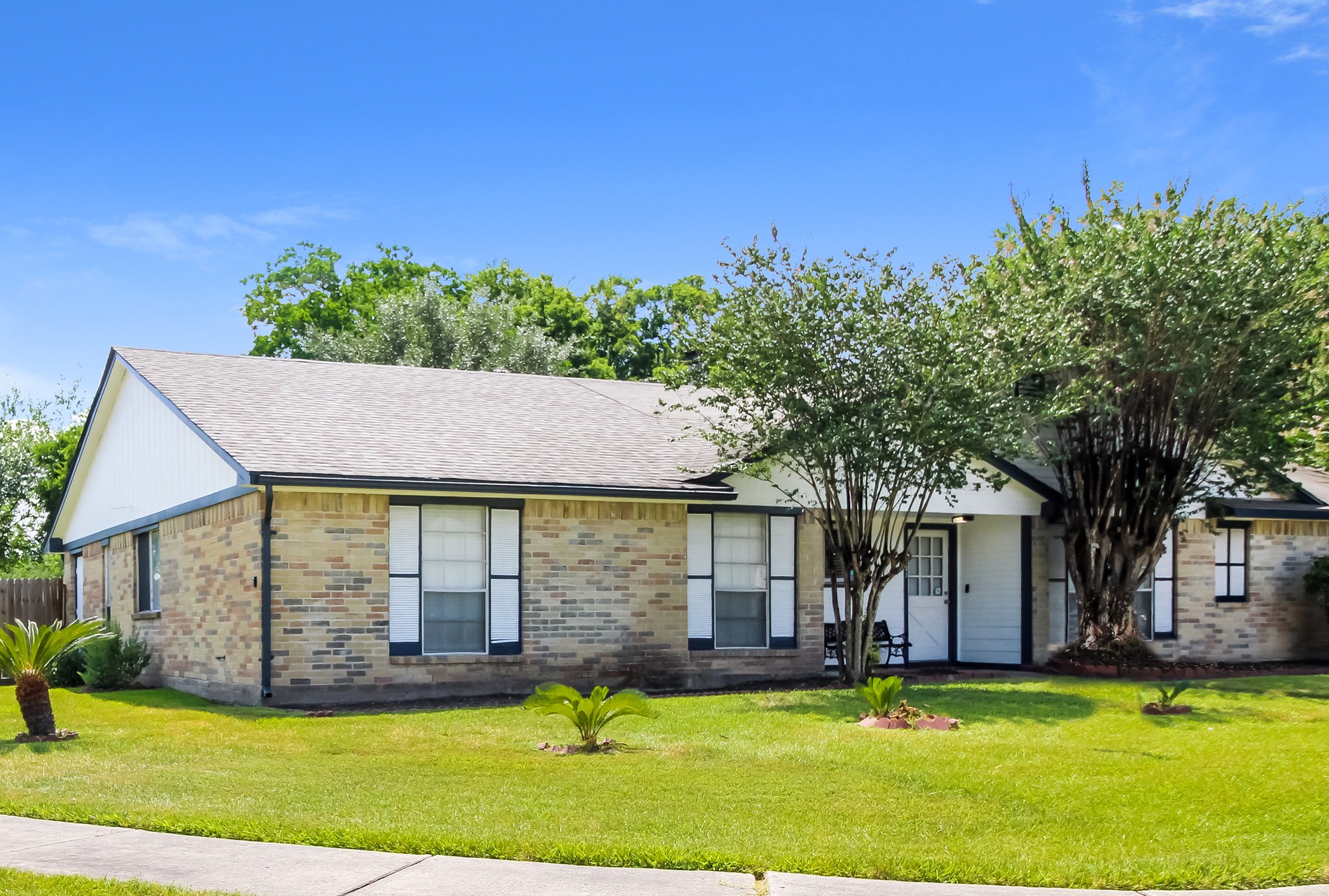 3819 Old Post Road Property Photo 3