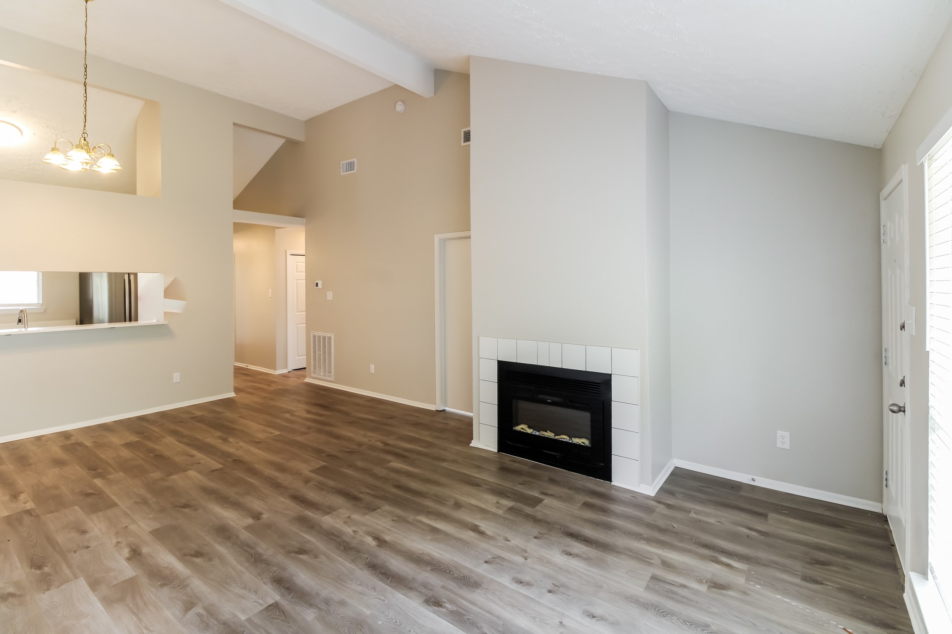 3819 Old Post Road Property Photo 6