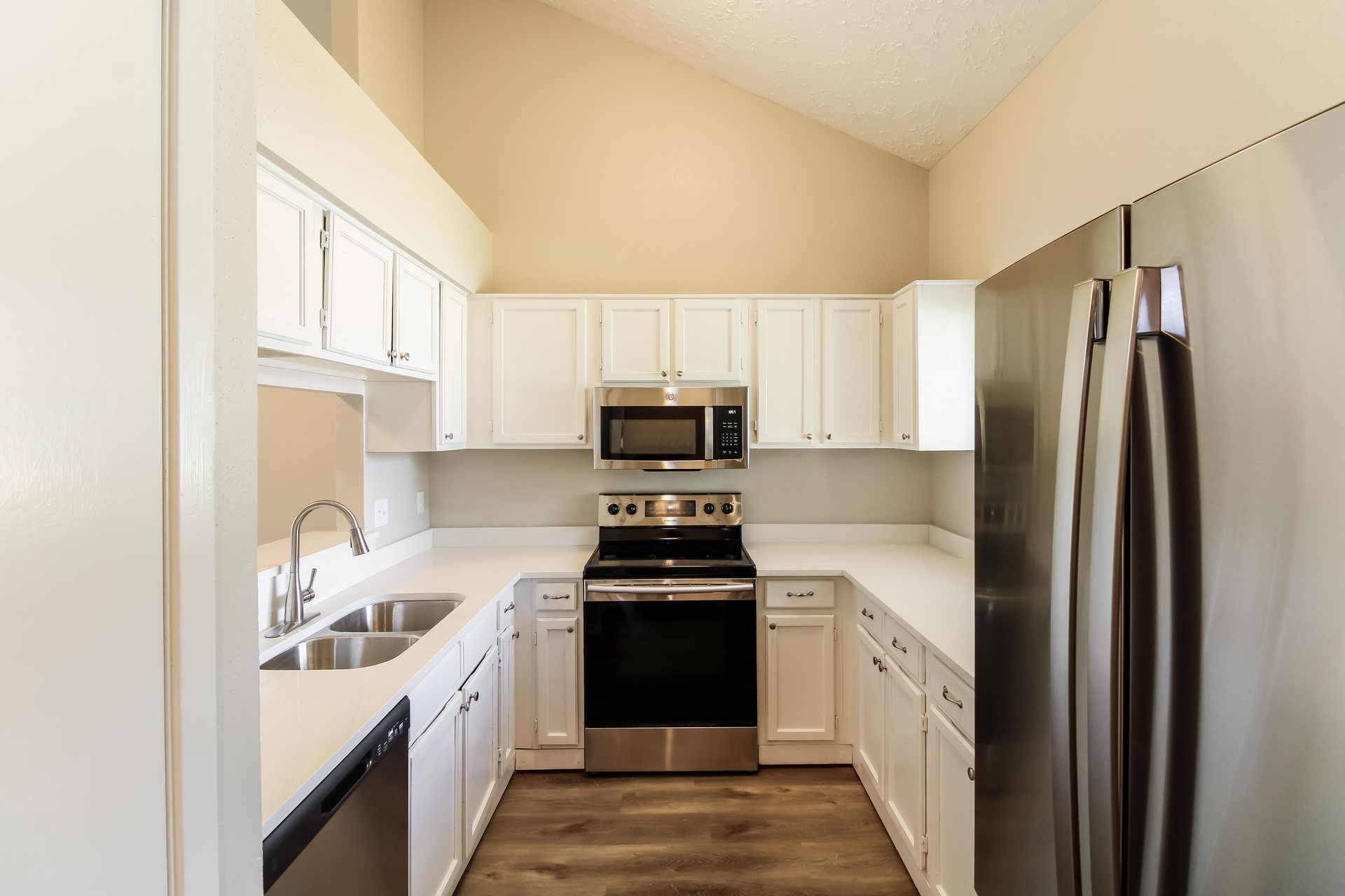 3819 Old Post Road Property Photo 8