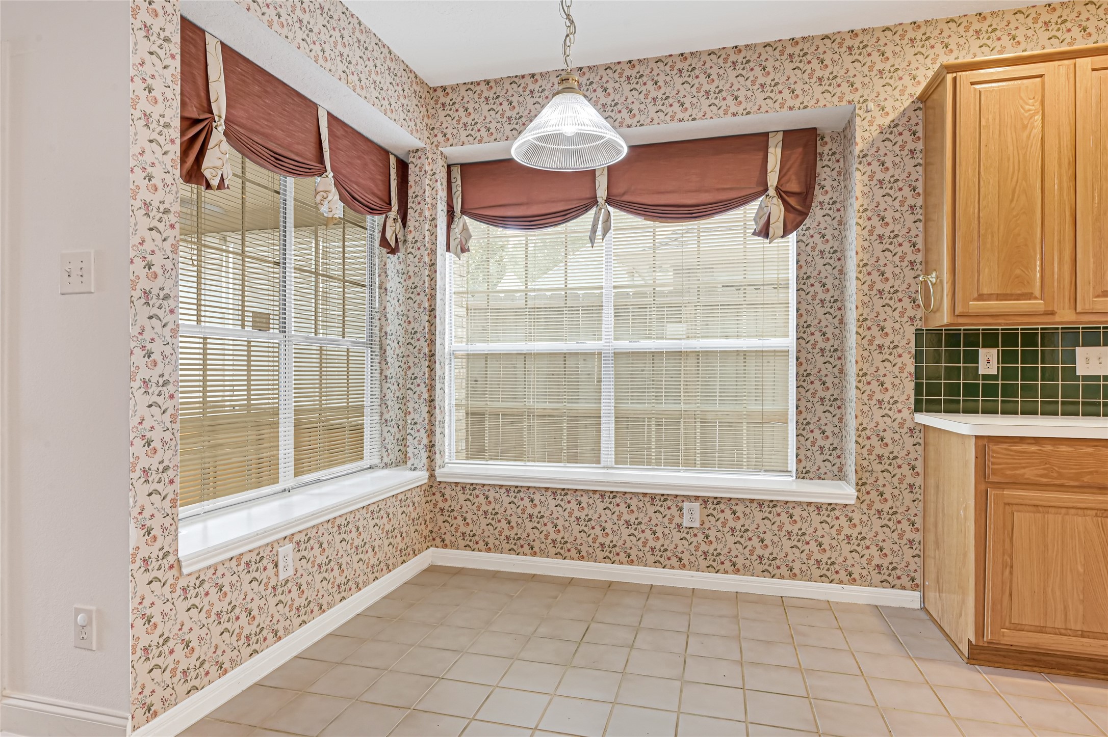 8911 Lawncliff Lane Property Photo 24