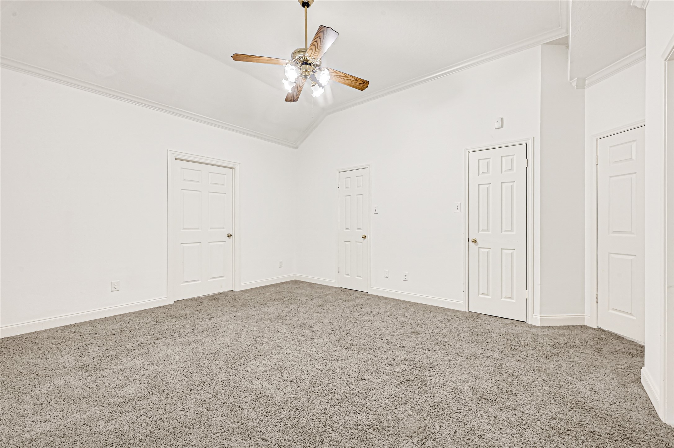 8911 Lawncliff Lane Property Photo 34