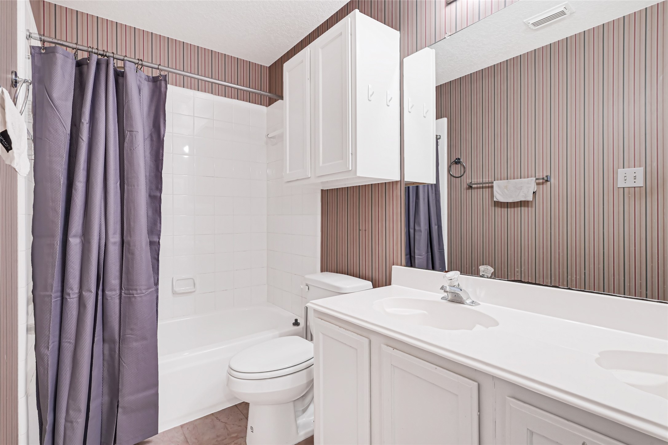 8911 Lawncliff Lane Property Photo 41