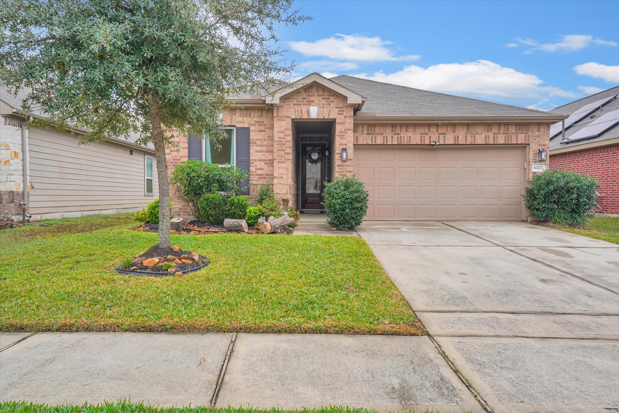 14323 Cedar Pine Court Property Photo