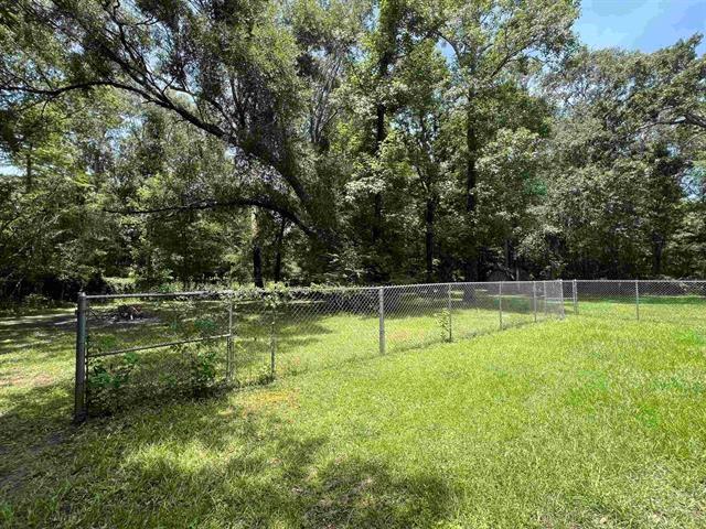 425 Lawrence Lane Property Photo 23