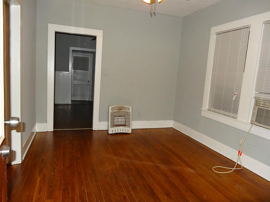 1108 Mathis Property Photo 4