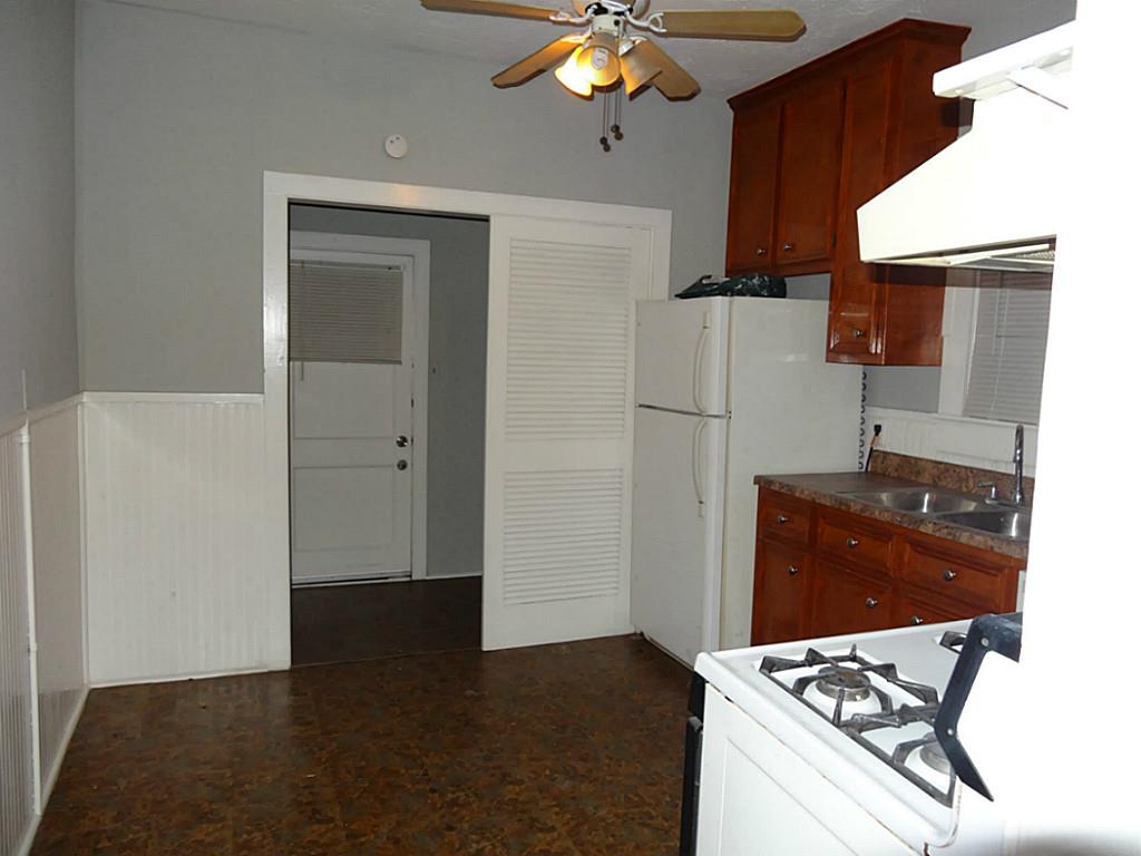 1108 Mathis Property Photo 5
