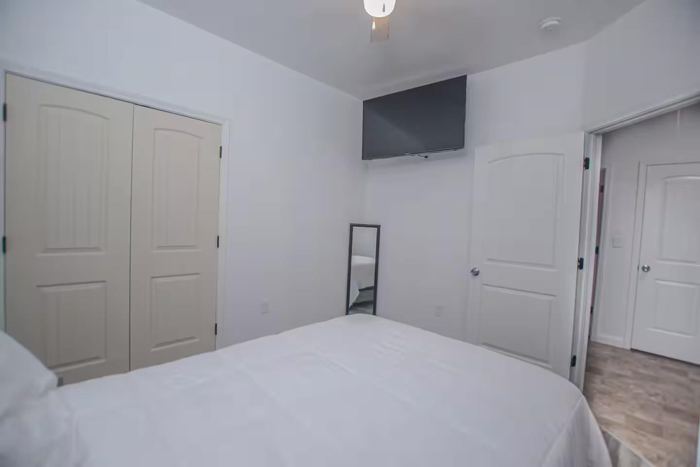 3112 Clay Street Property Photo 17