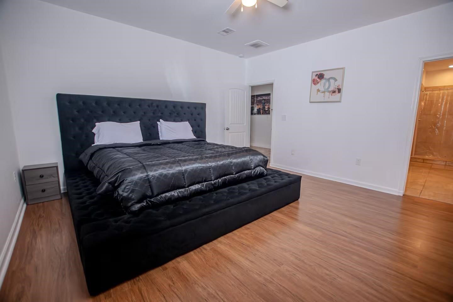 3112 Clay Street Property Photo 19