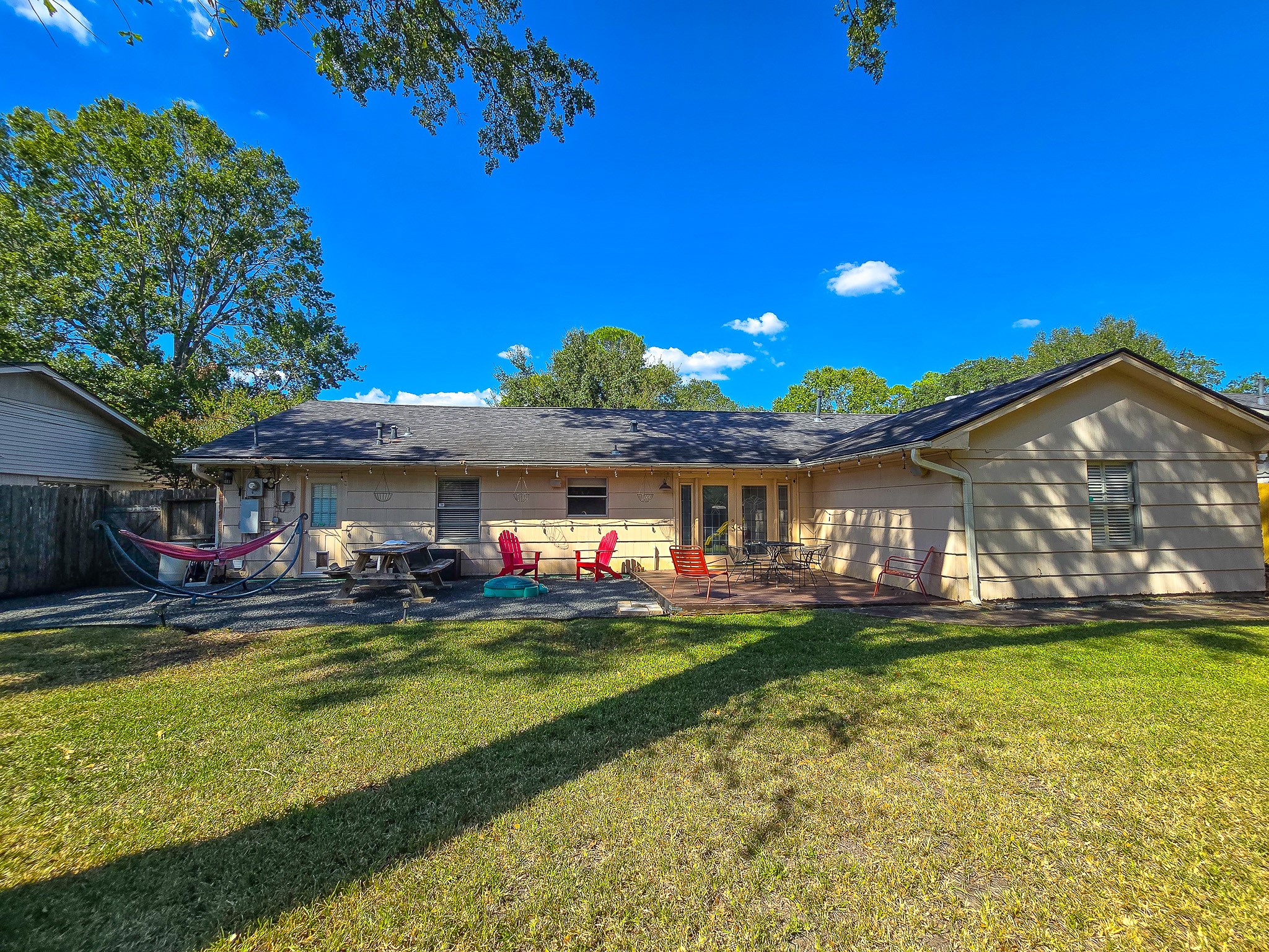 9507 Meadowbriar Lane Property Photo 4