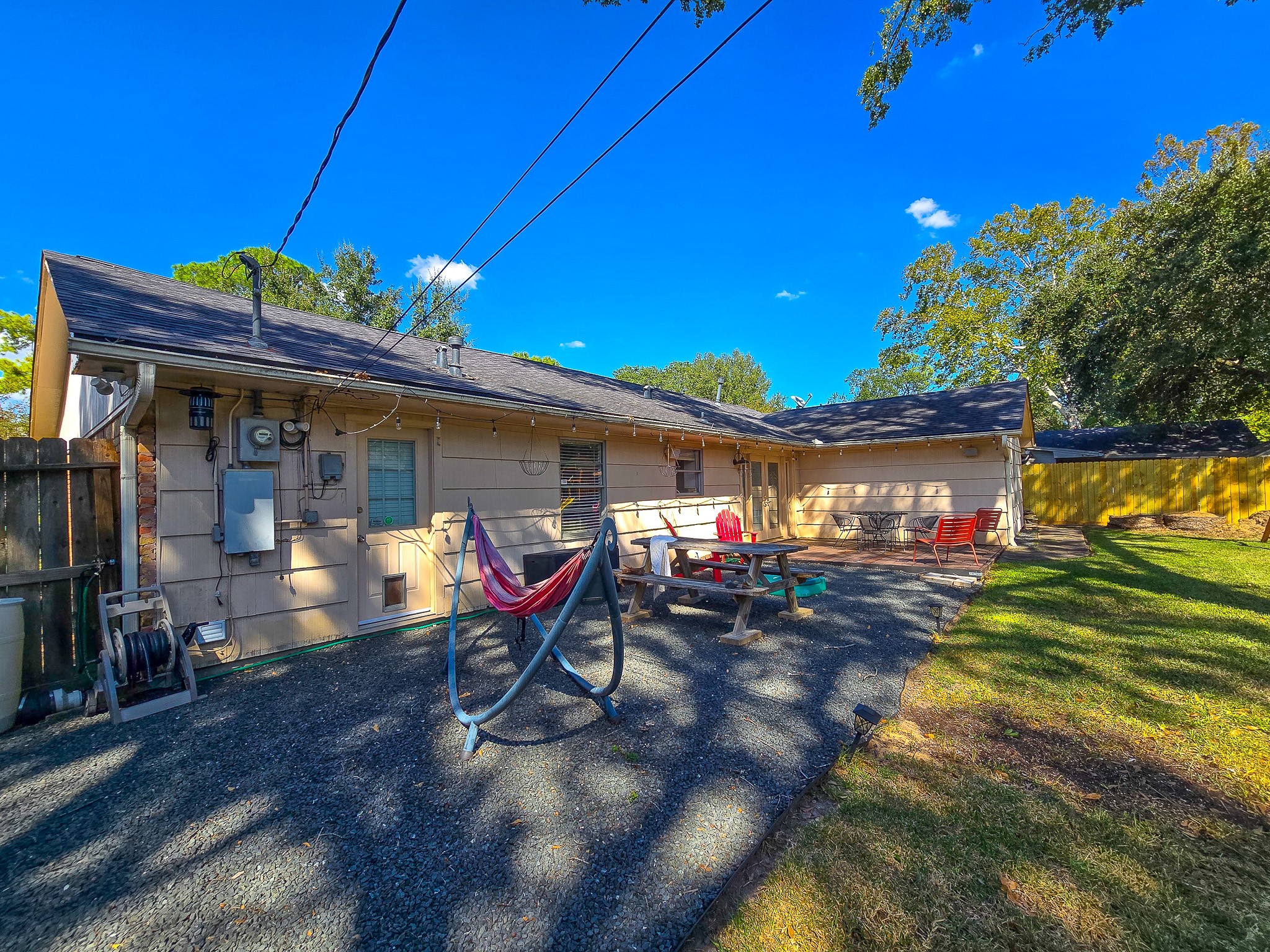 9507 Meadowbriar Lane Property Photo 7