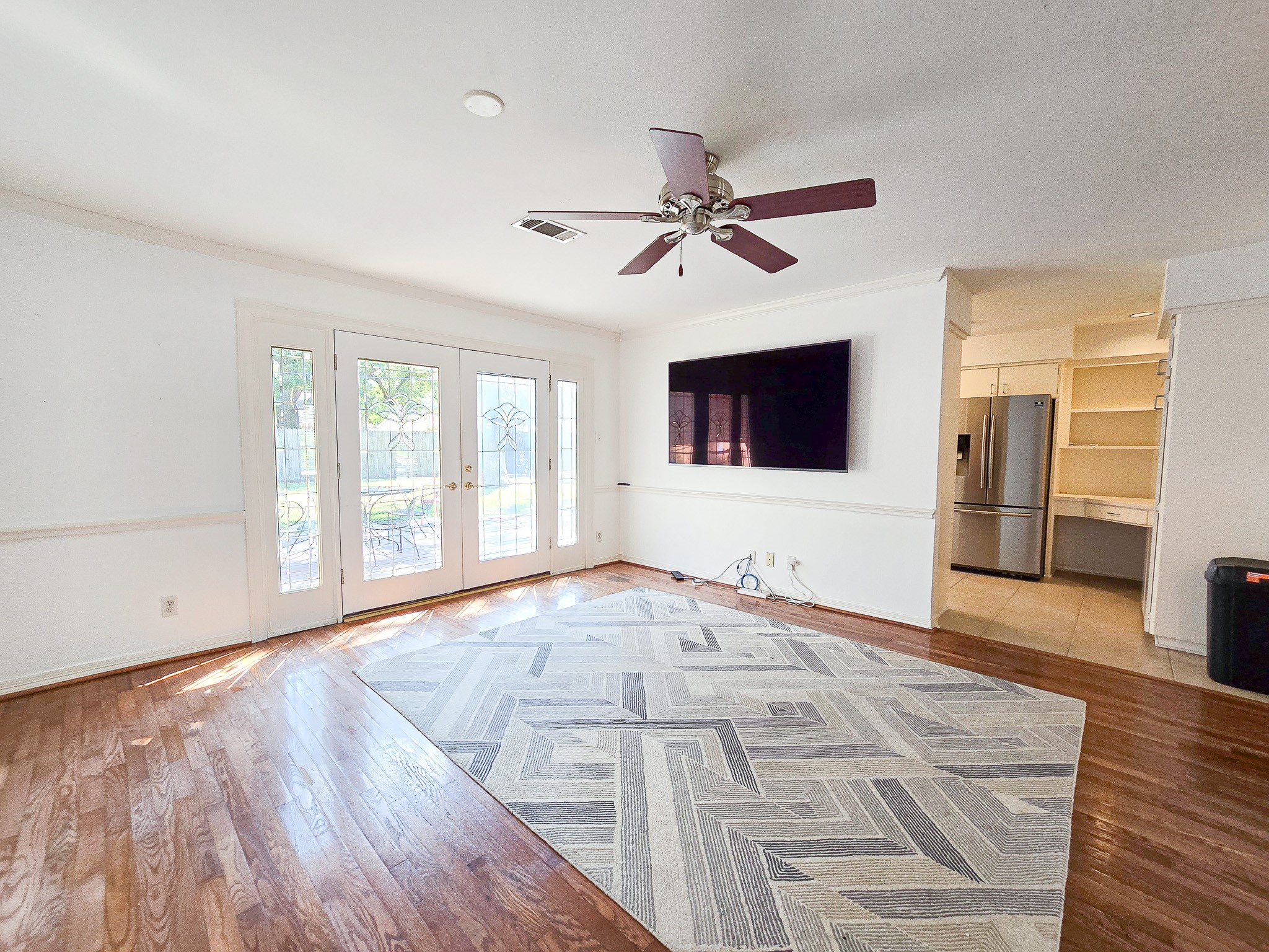 9507 Meadowbriar Lane Property Photo 25