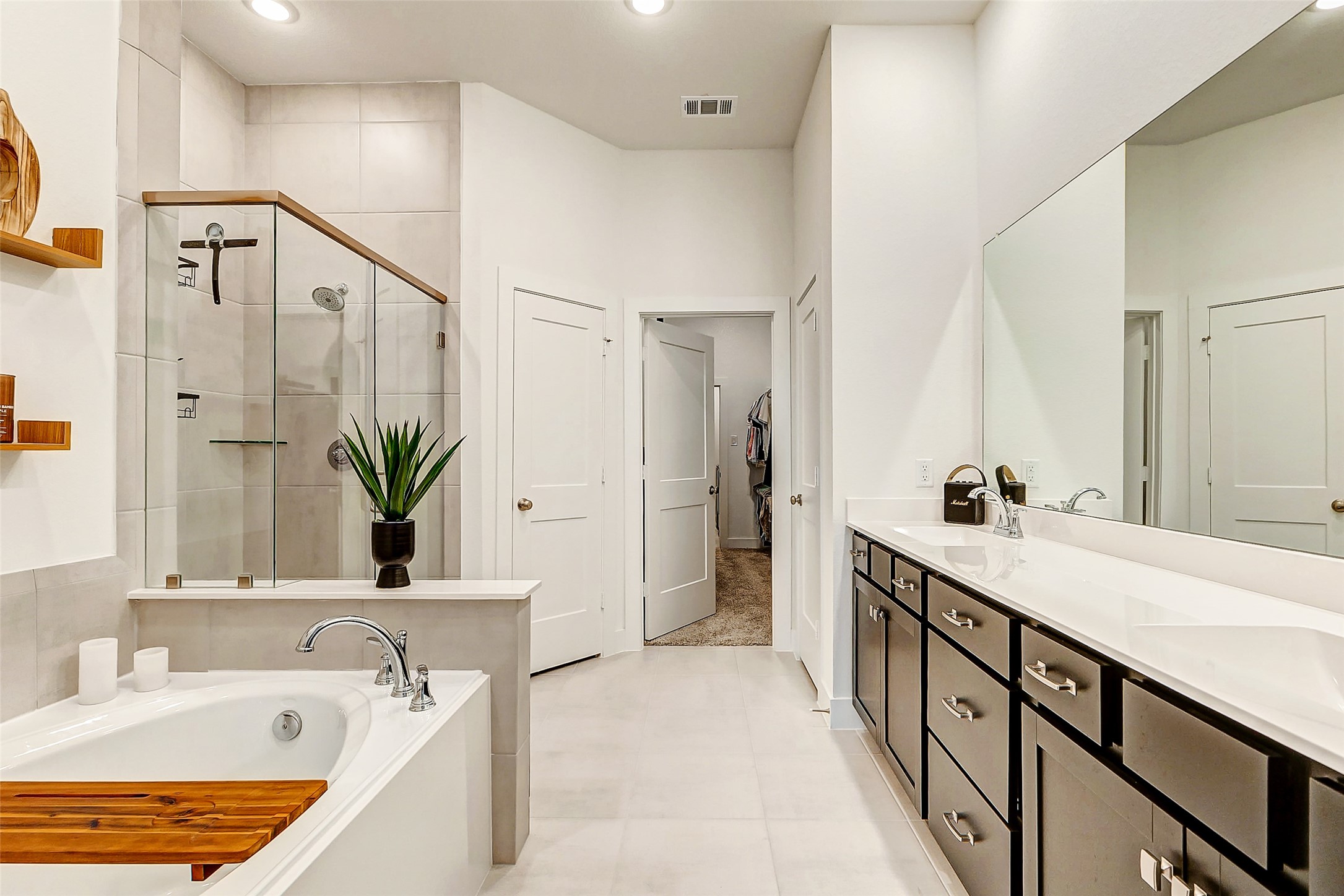 21110 Garden Palm Drive Property Photo 9