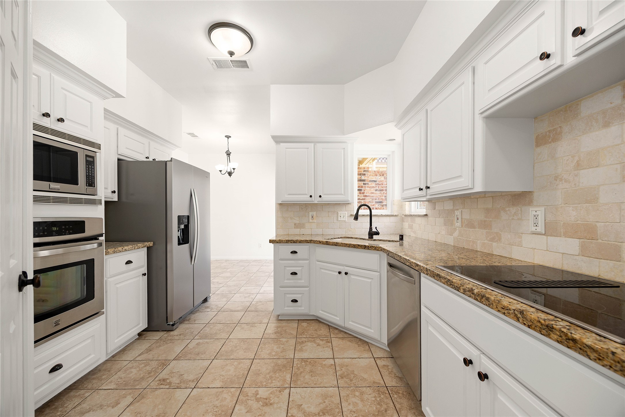 14122 Langbourne Drive Property Photo 14