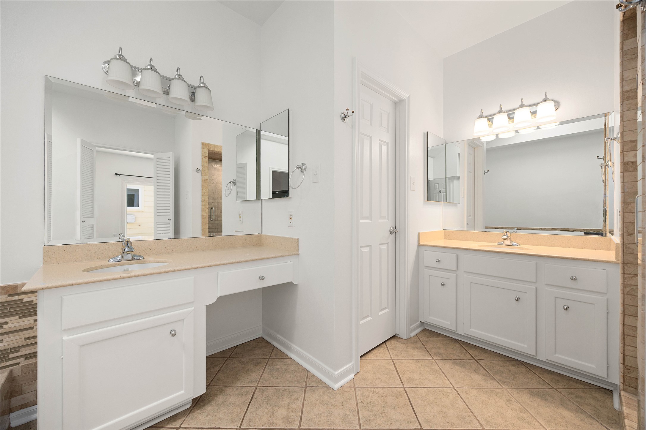 14122 Langbourne Drive Property Photo 24