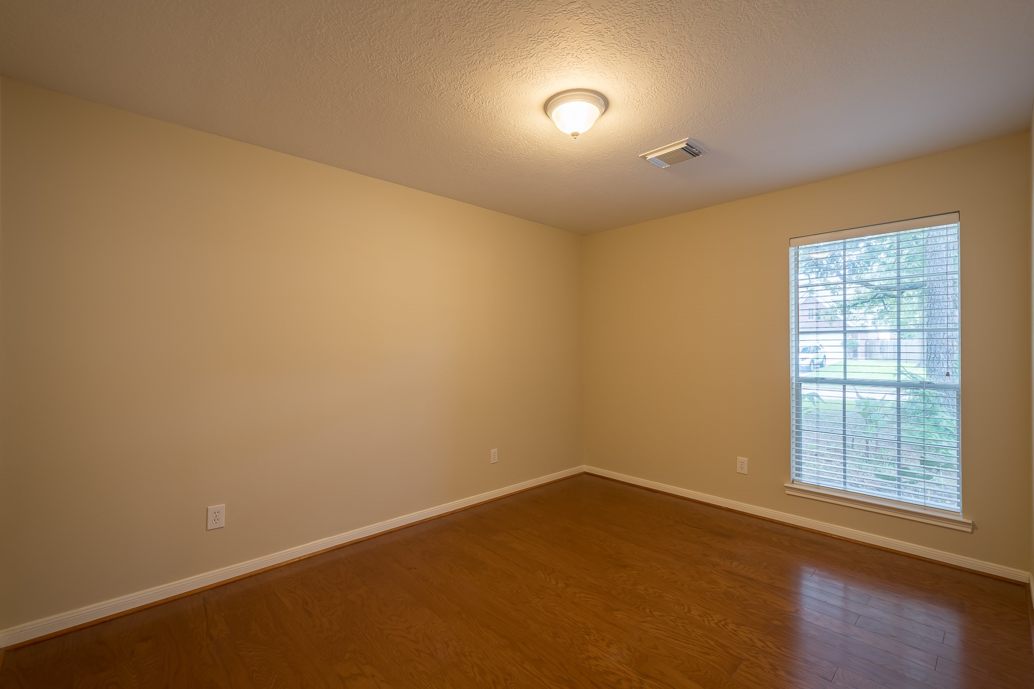 16015 Lausanne Drive Property Photo 20