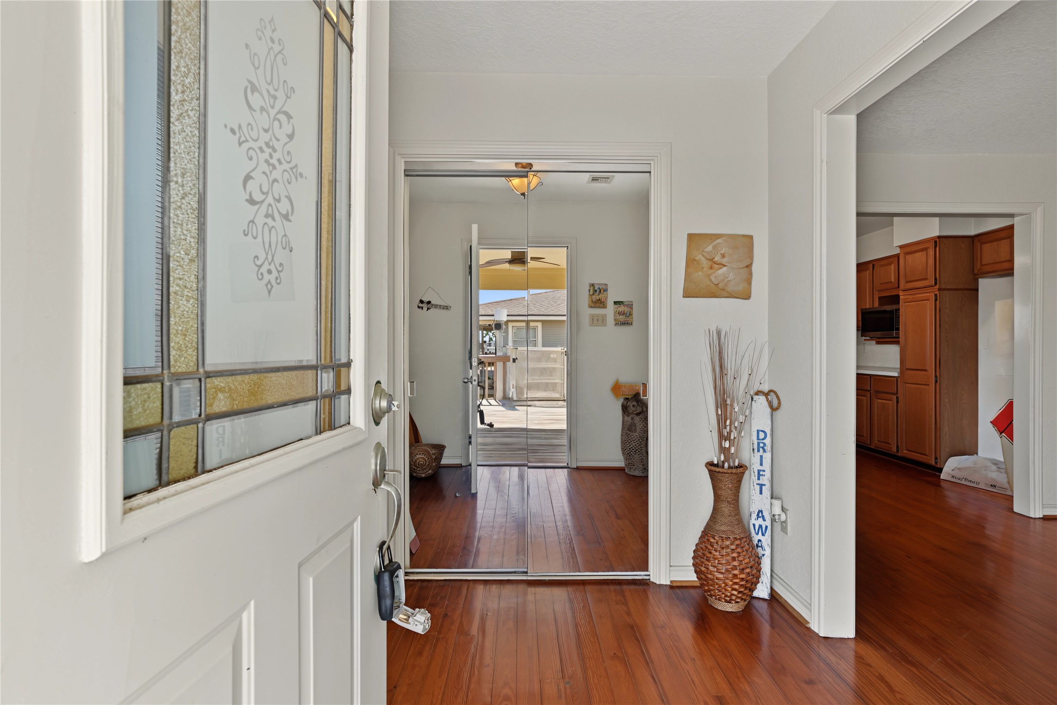 1187 Sailfish Street Property Photo 3