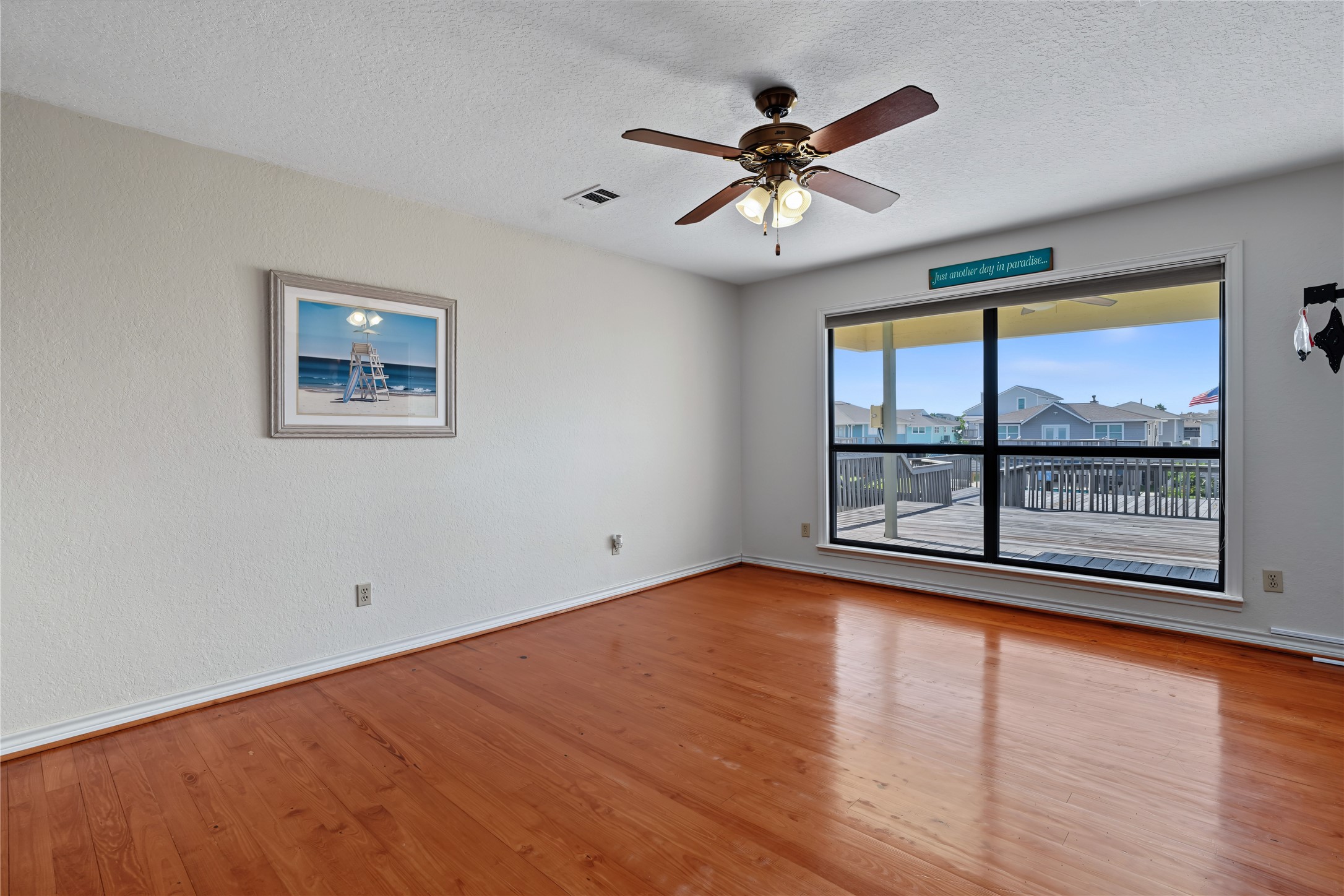 1187 Sailfish Street Property Photo 6
