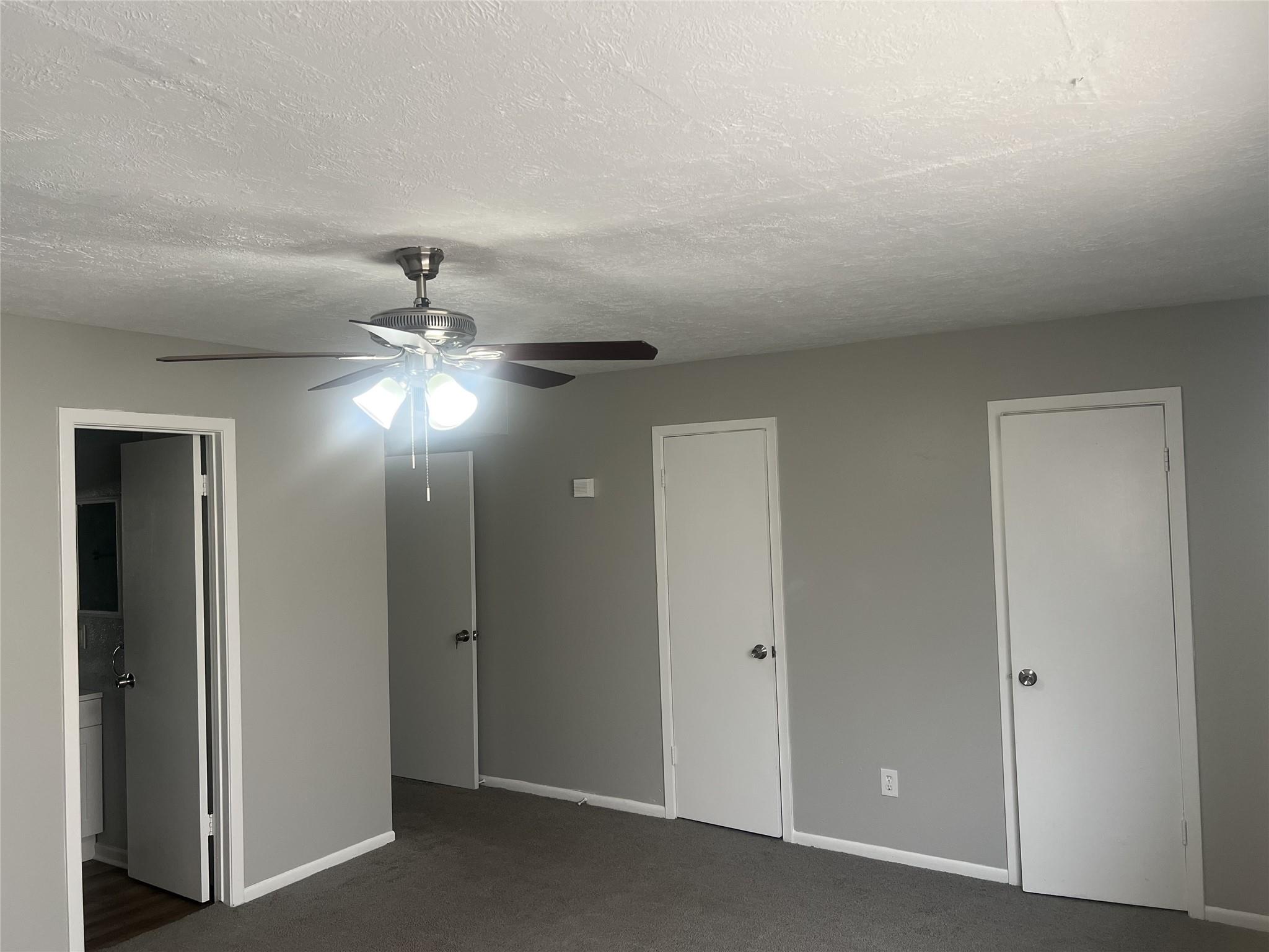 4711 Indian Trail # 4, Baytown Tx 77521 Property Photo 11