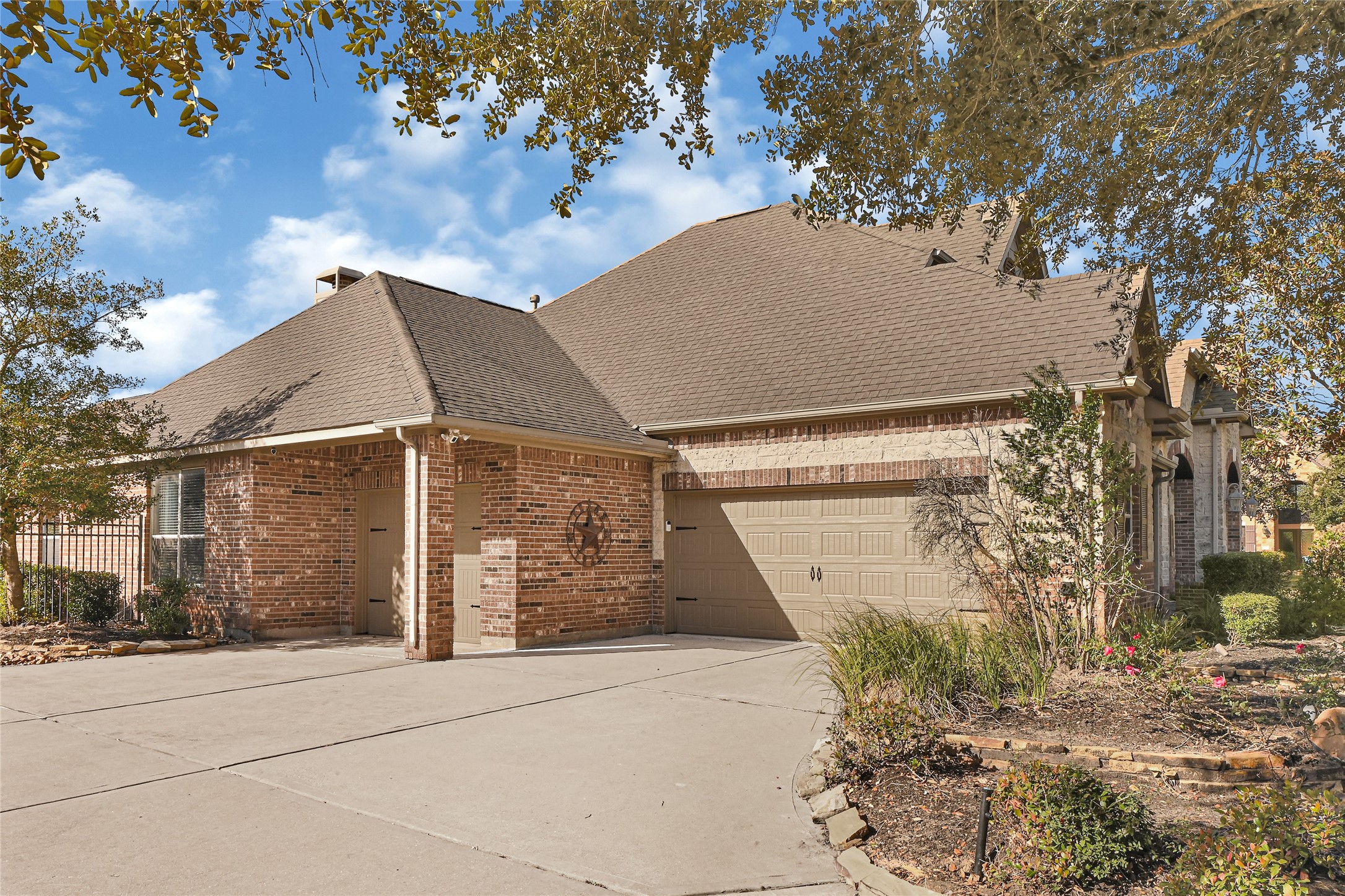 17811 Fairhaven Gateway Drive Property Photo 5