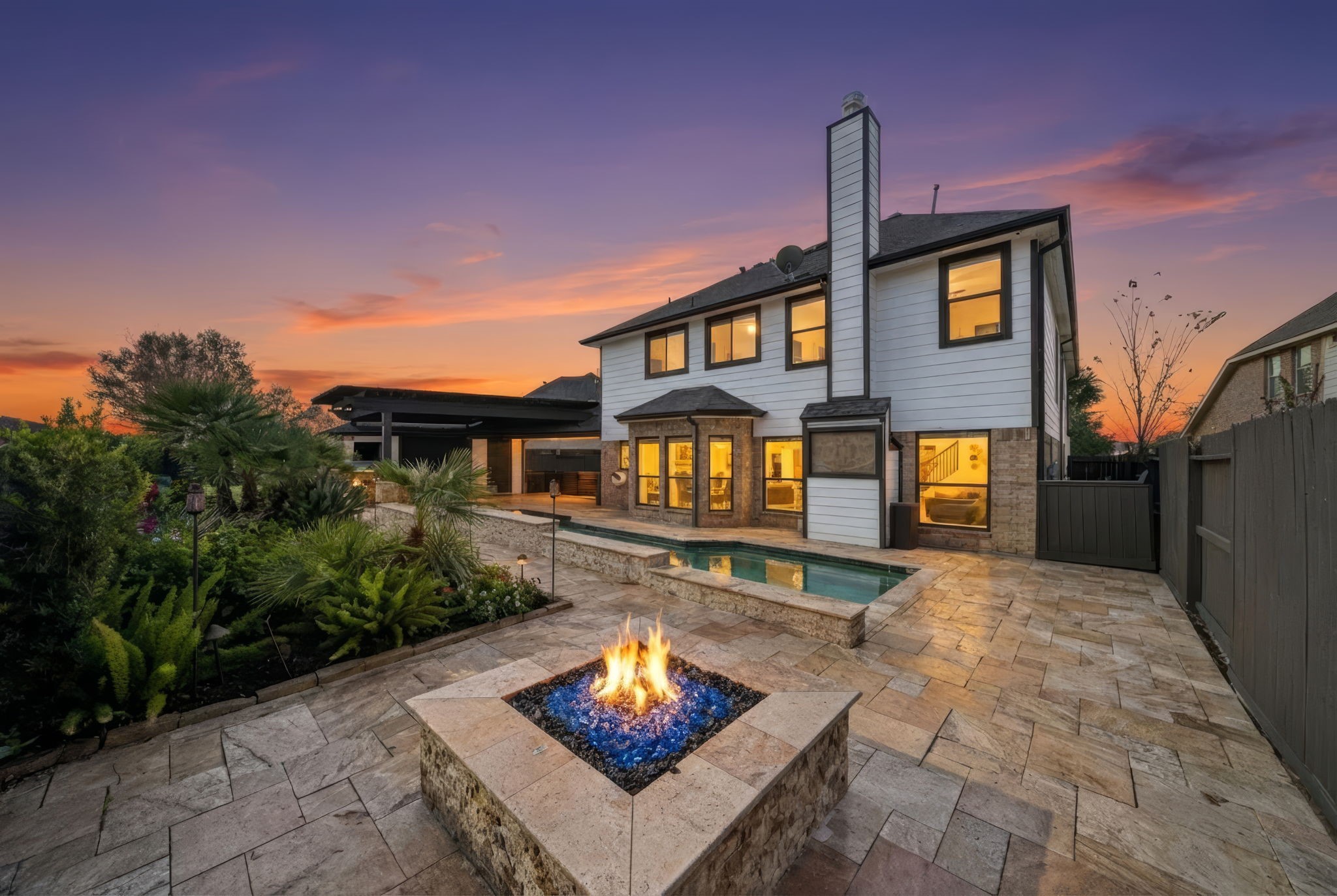 3305 Oak Dale Way