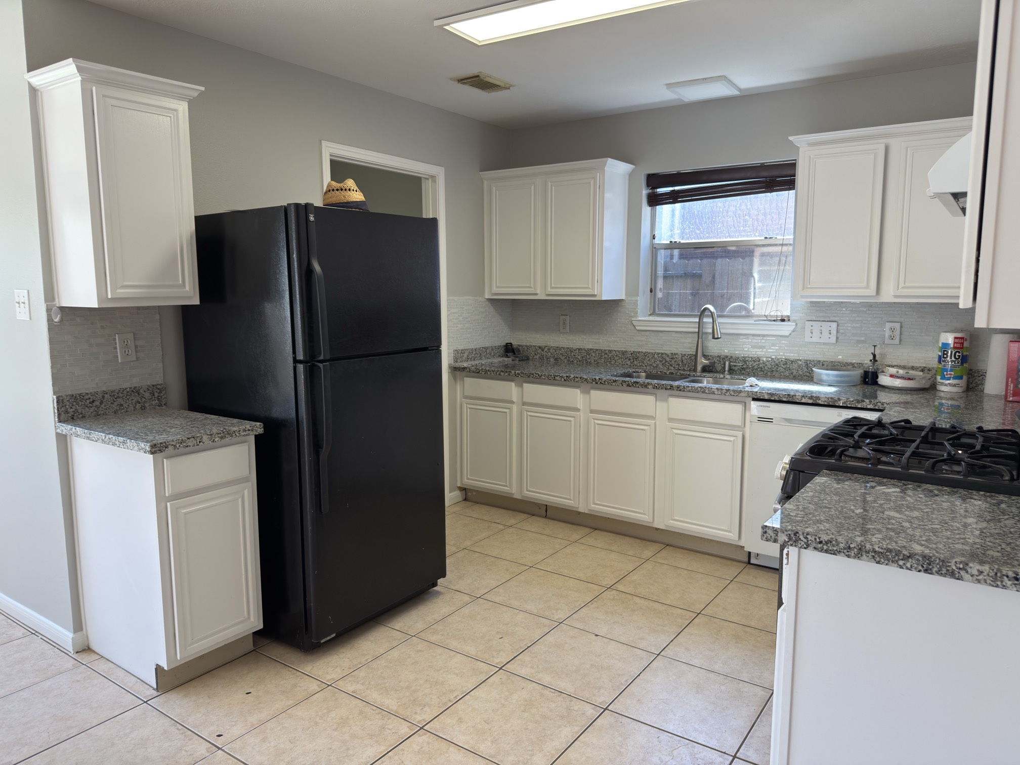 14431 Andrea Way Ln Property Photo 10