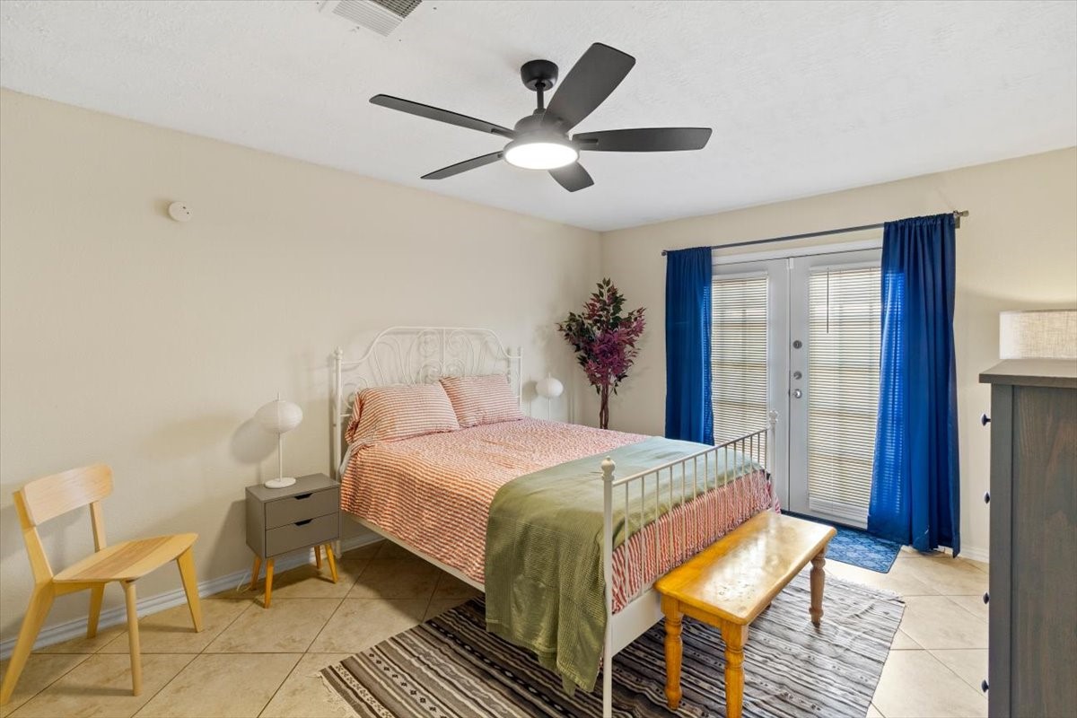 2447 Briarwest Boulevard Property Photo 11