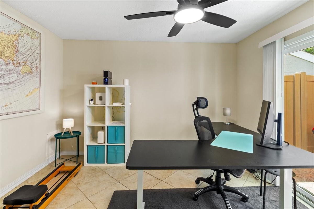2447 Briarwest Boulevard Property Photo 17