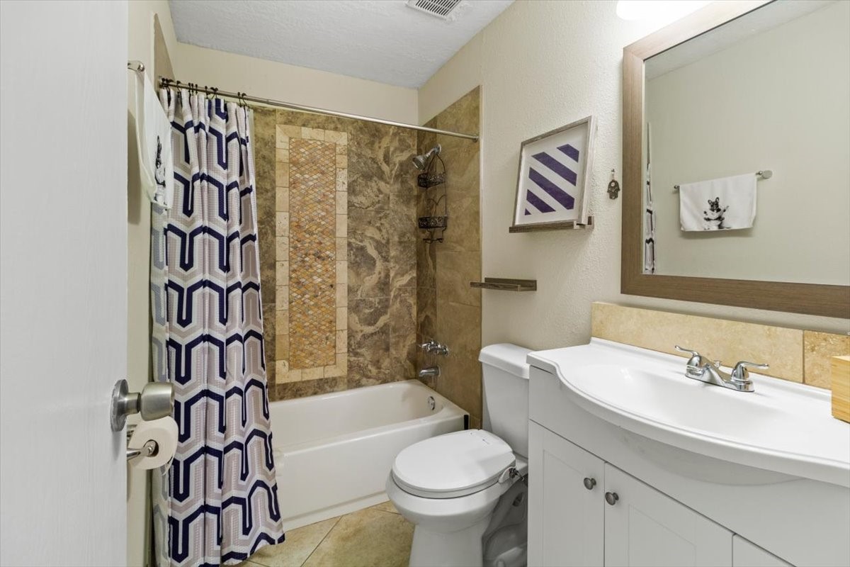 2447 Briarwest Boulevard Property Photo 18