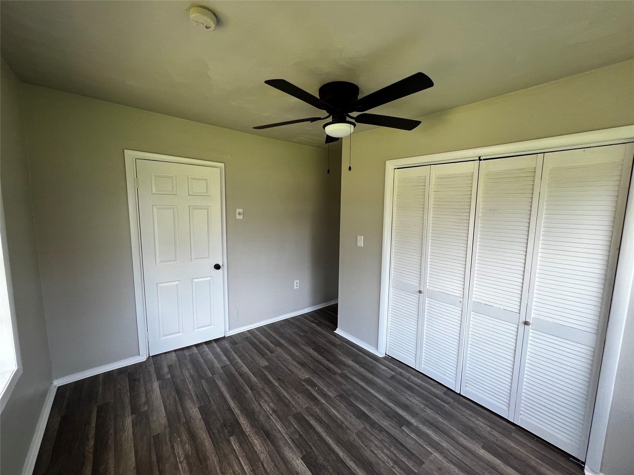 3785 Goliad Street Property Photo 8