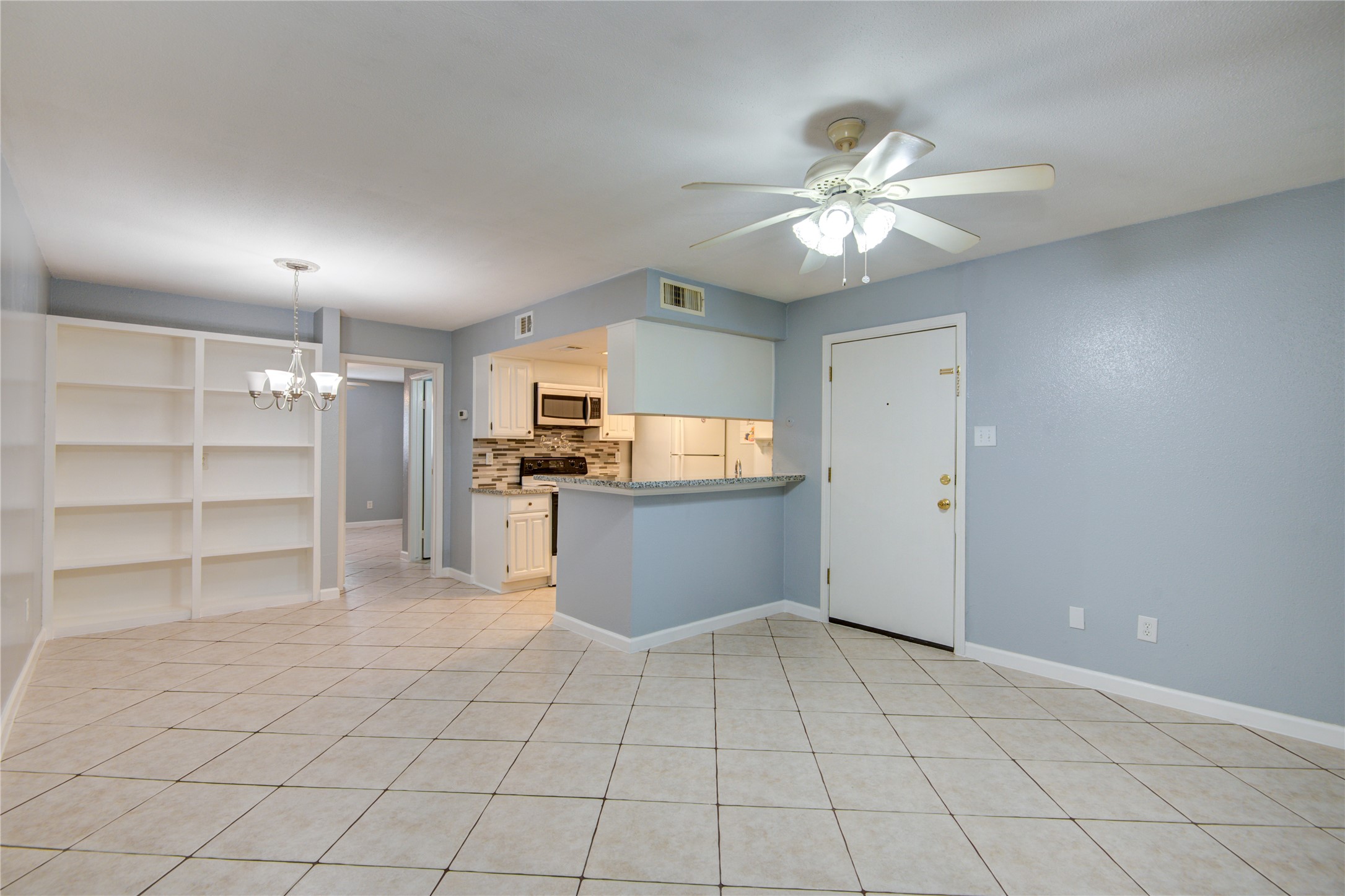 12955 Woodforest Boulevard 37 Property Photo 6