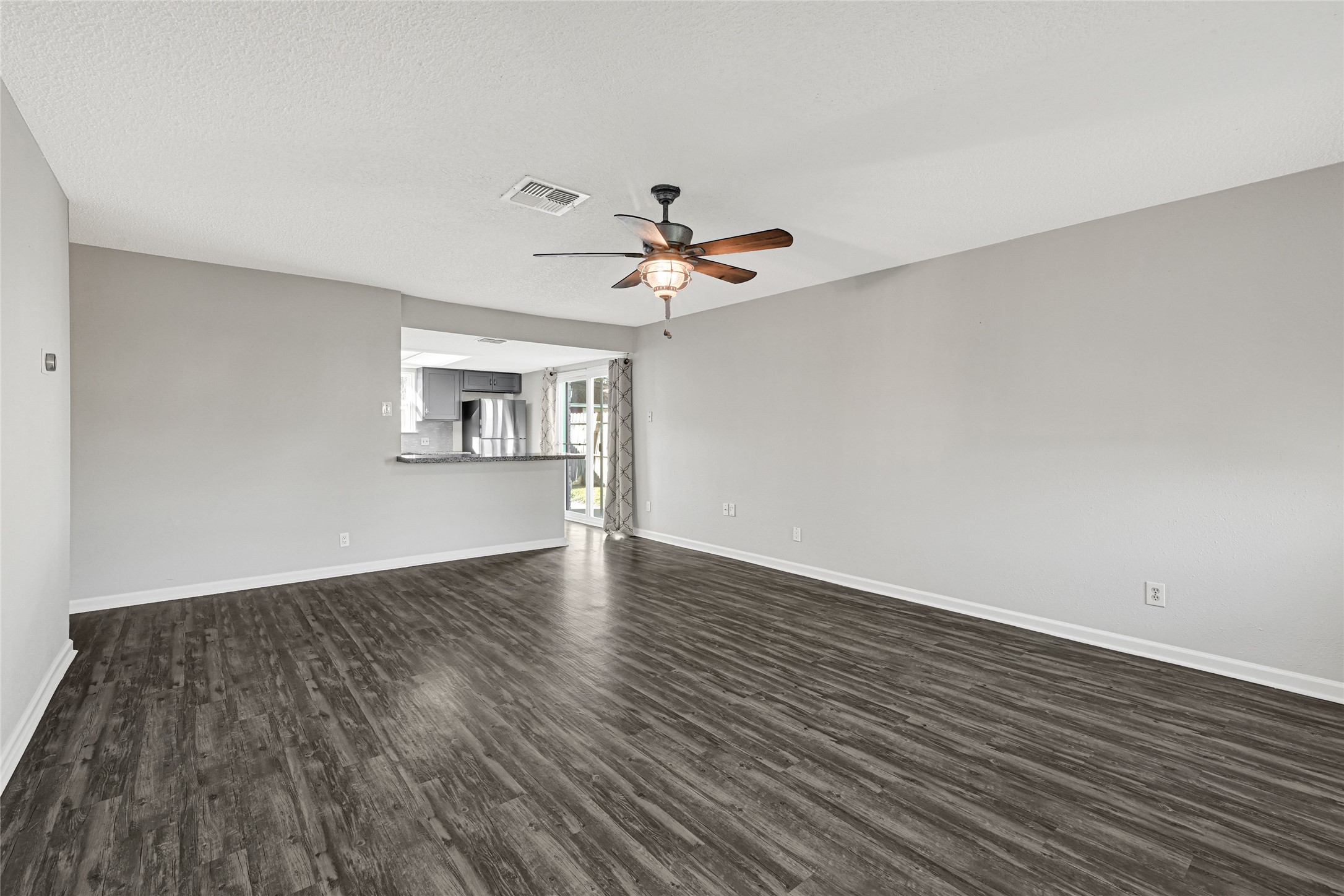 1803 Flamingo Drive Property Photo 6