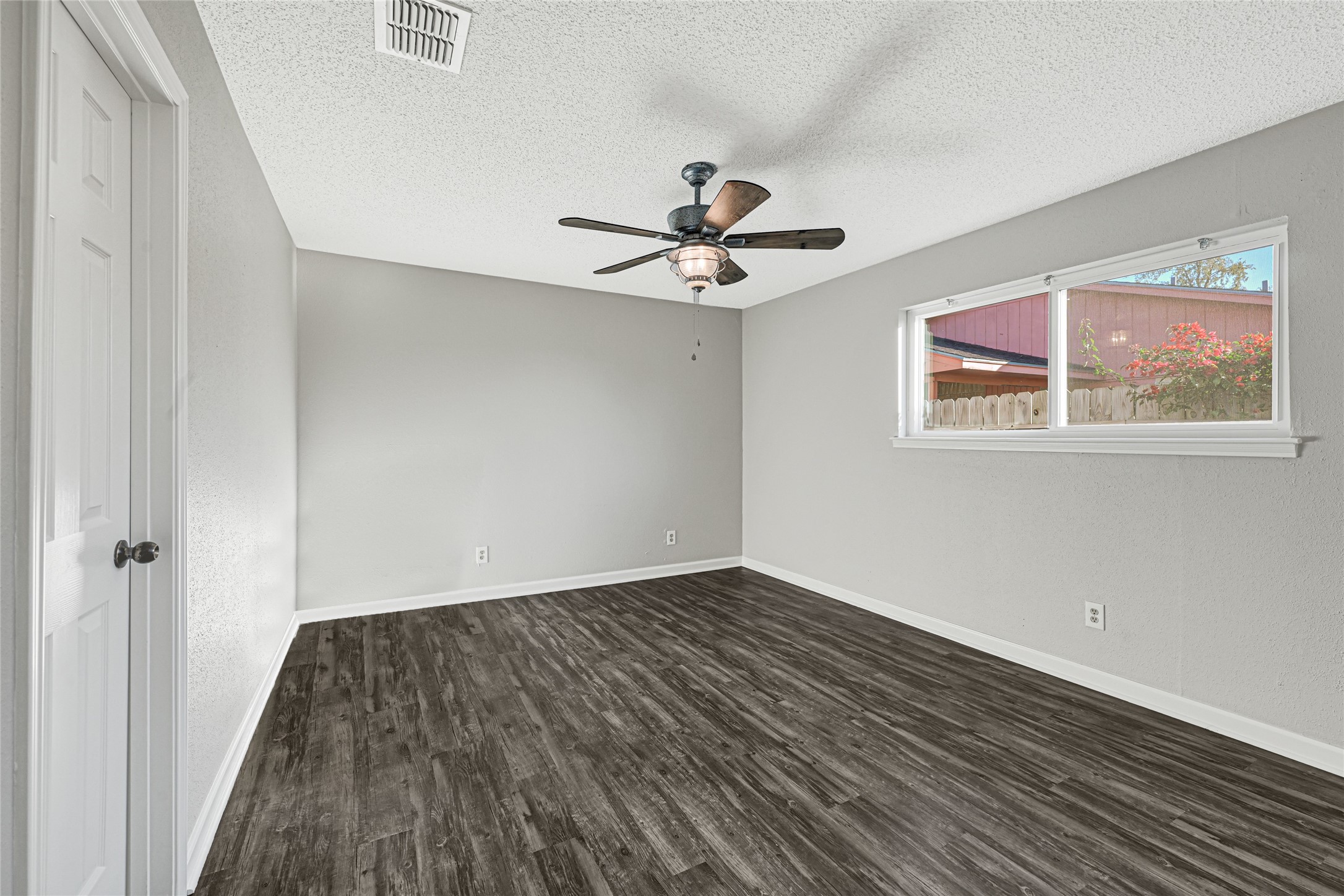 1803 Flamingo Drive Property Photo 16
