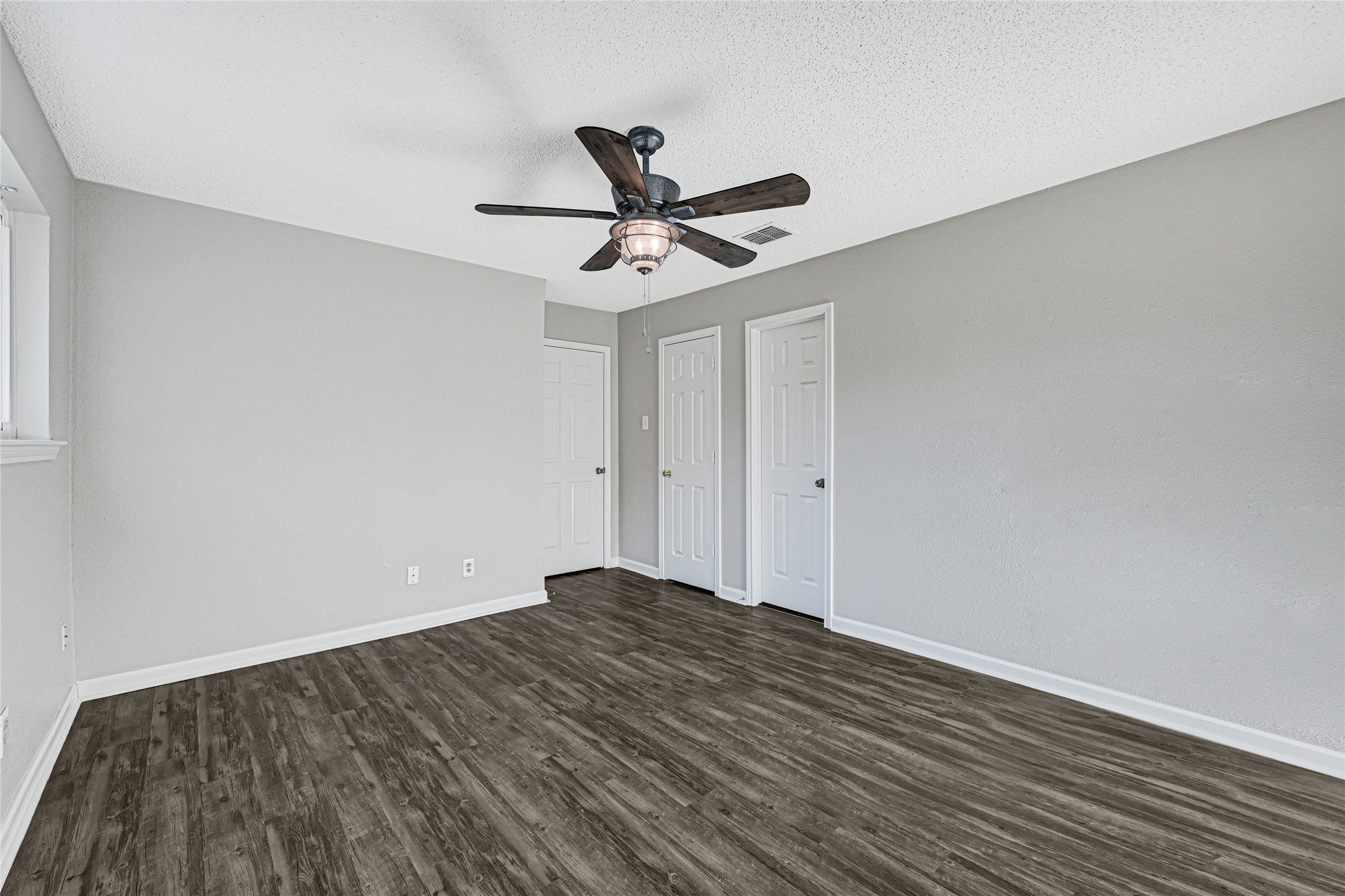 1803 Flamingo Drive Property Photo 17