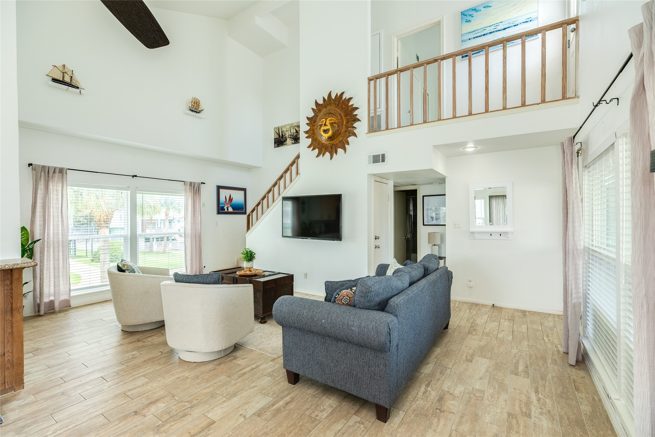13827 Pirates Beach Boulevard Property Photo 11