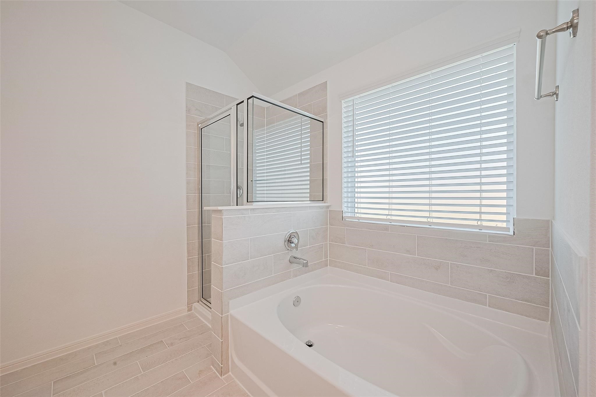 2212 Manila Lane Property Photo 18