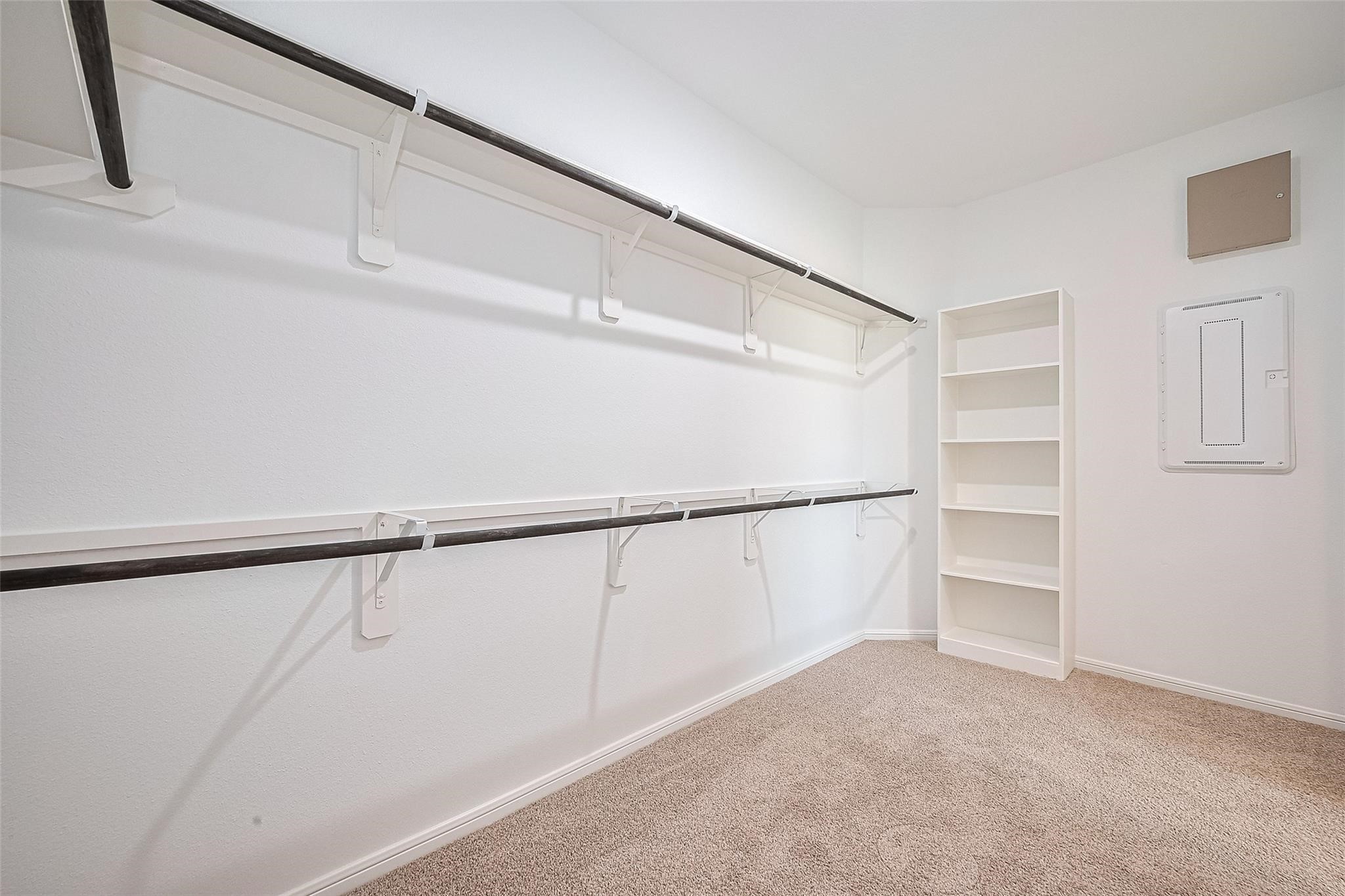 2212 Manila Lane Property Photo 22