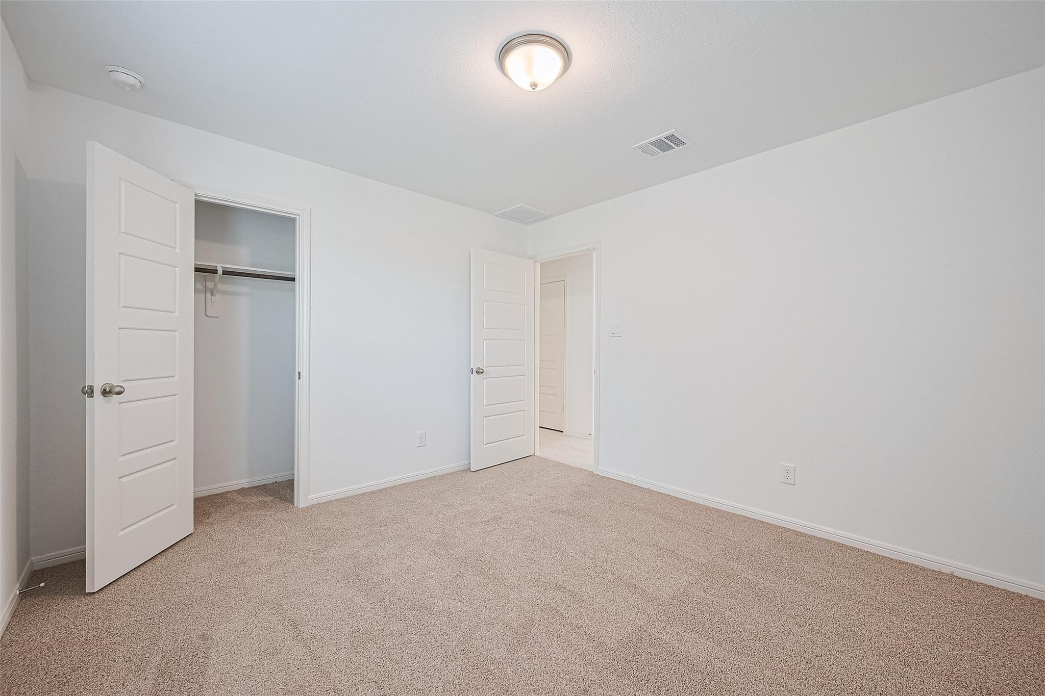 2212 Manila Lane Property Photo 26