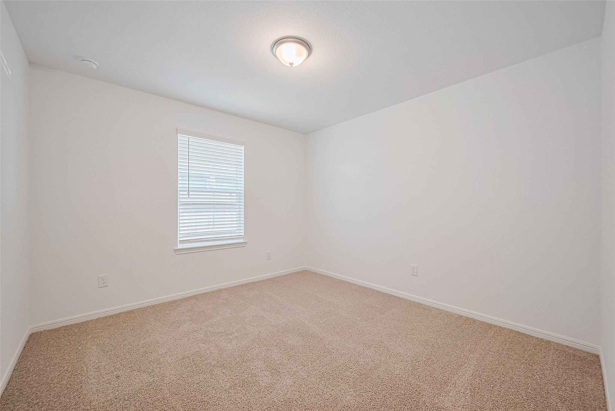 2212 Manila Lane Property Photo 27