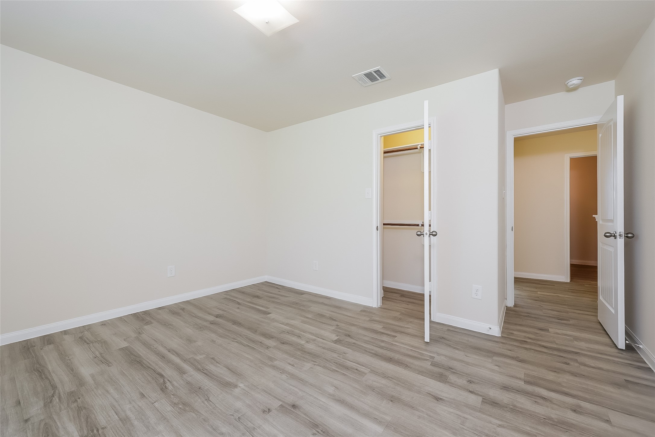 4214 Silver Ranch Road Property Photo 8