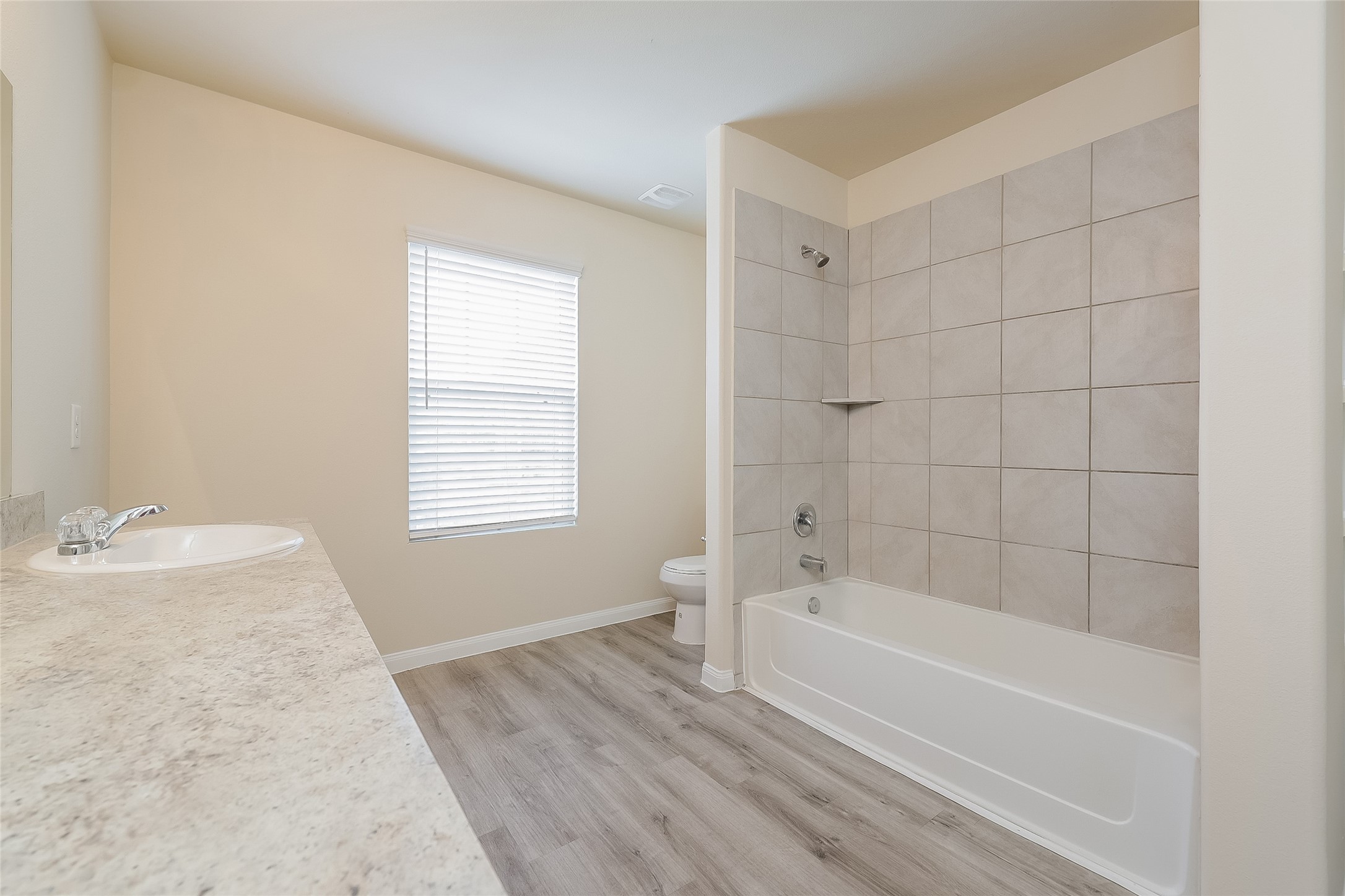 4214 Silver Ranch Road Property Photo 12
