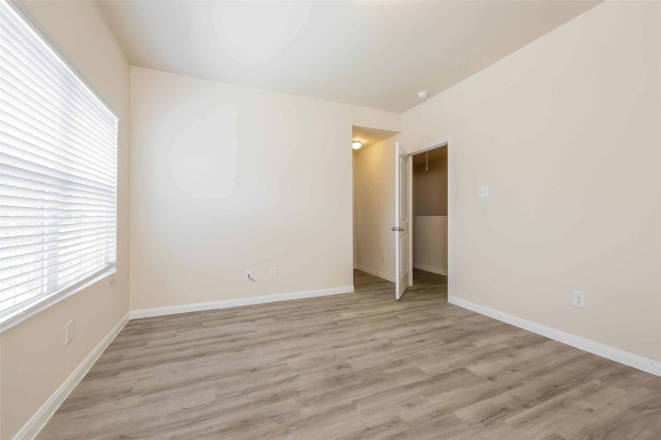 4214 Silver Ranch Road Property Photo 14