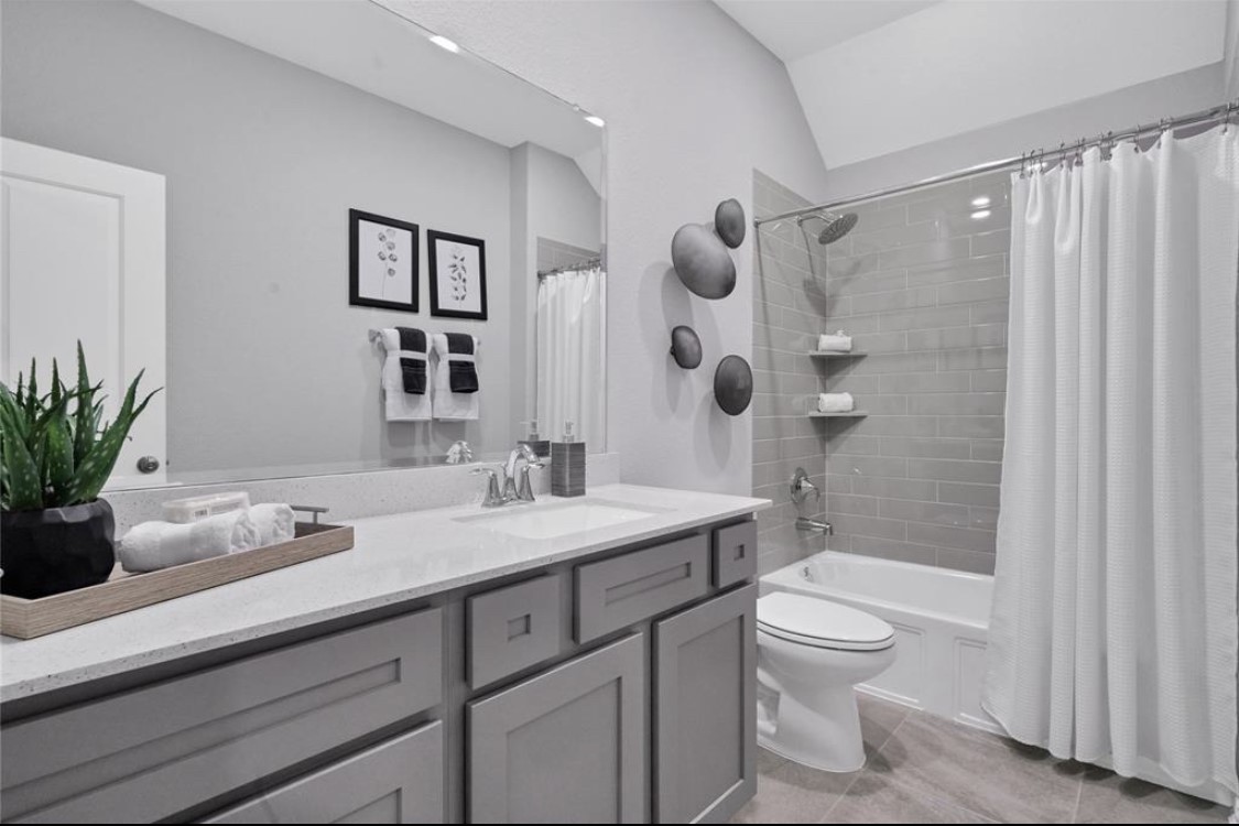 630 Aspen Falls Court Property Photo 8