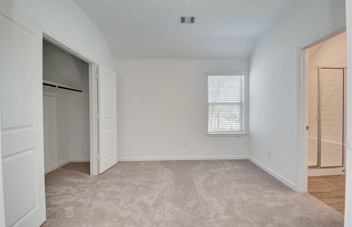 630 Aspen Falls Court Property Photo 13