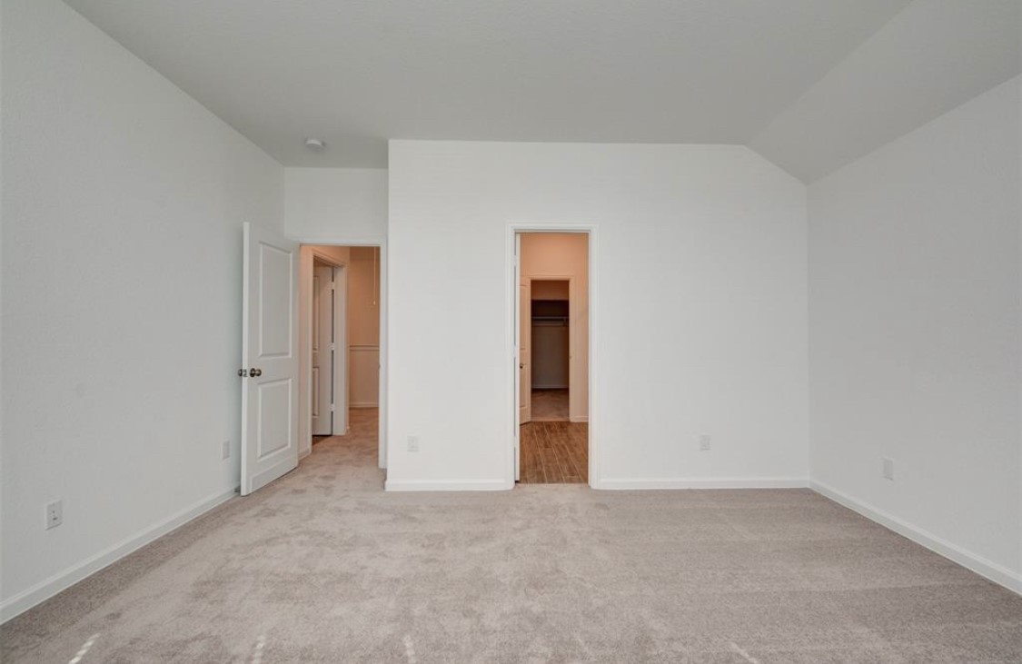 630 Aspen Falls Court Property Photo 14