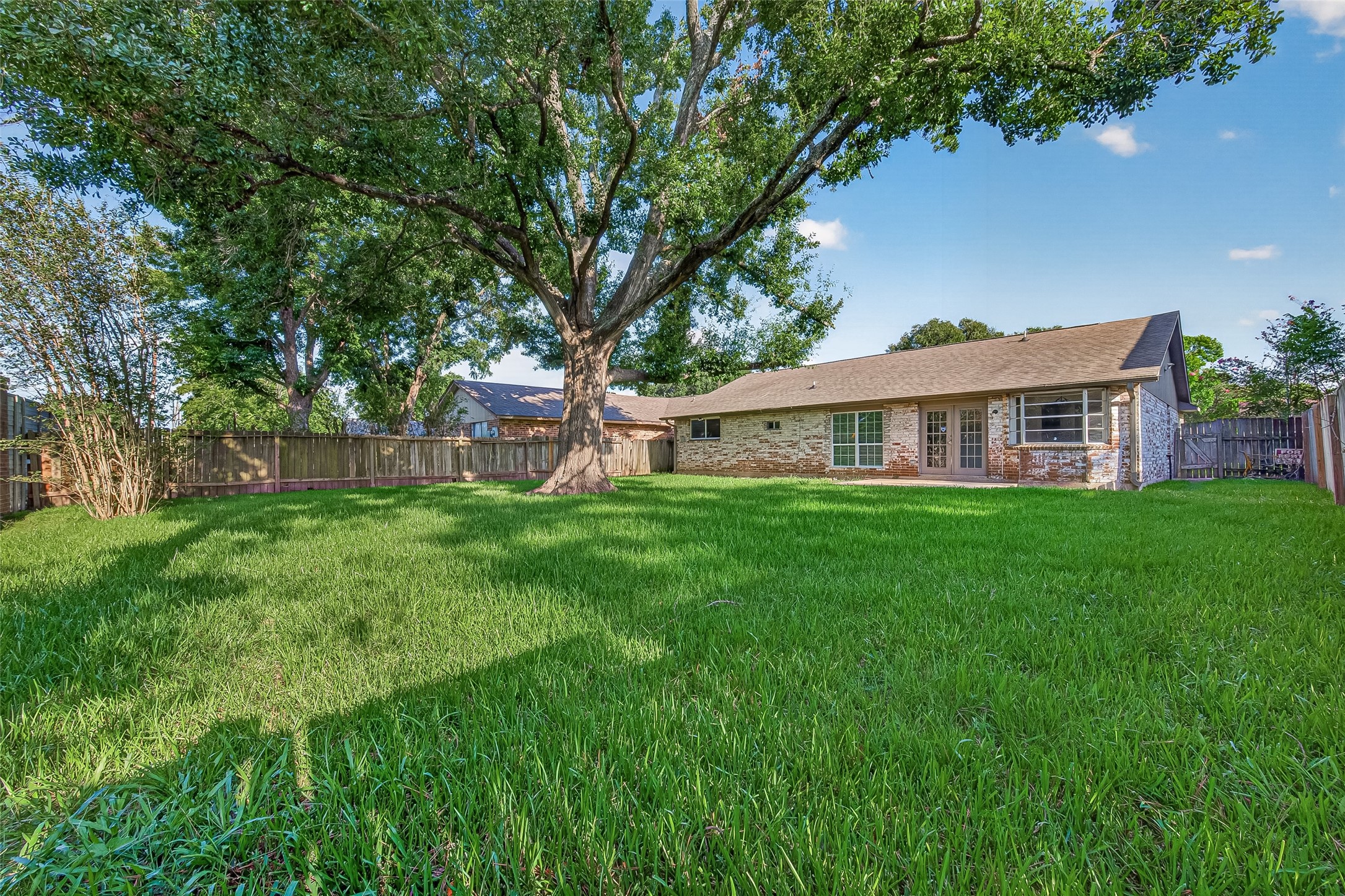 19326 Leafwood Lane Property Photo 43