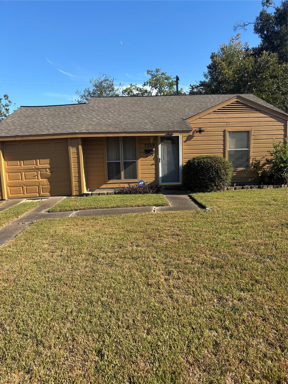 7339 Okinawa Road, Houston Tx 77033 Property Photo 1