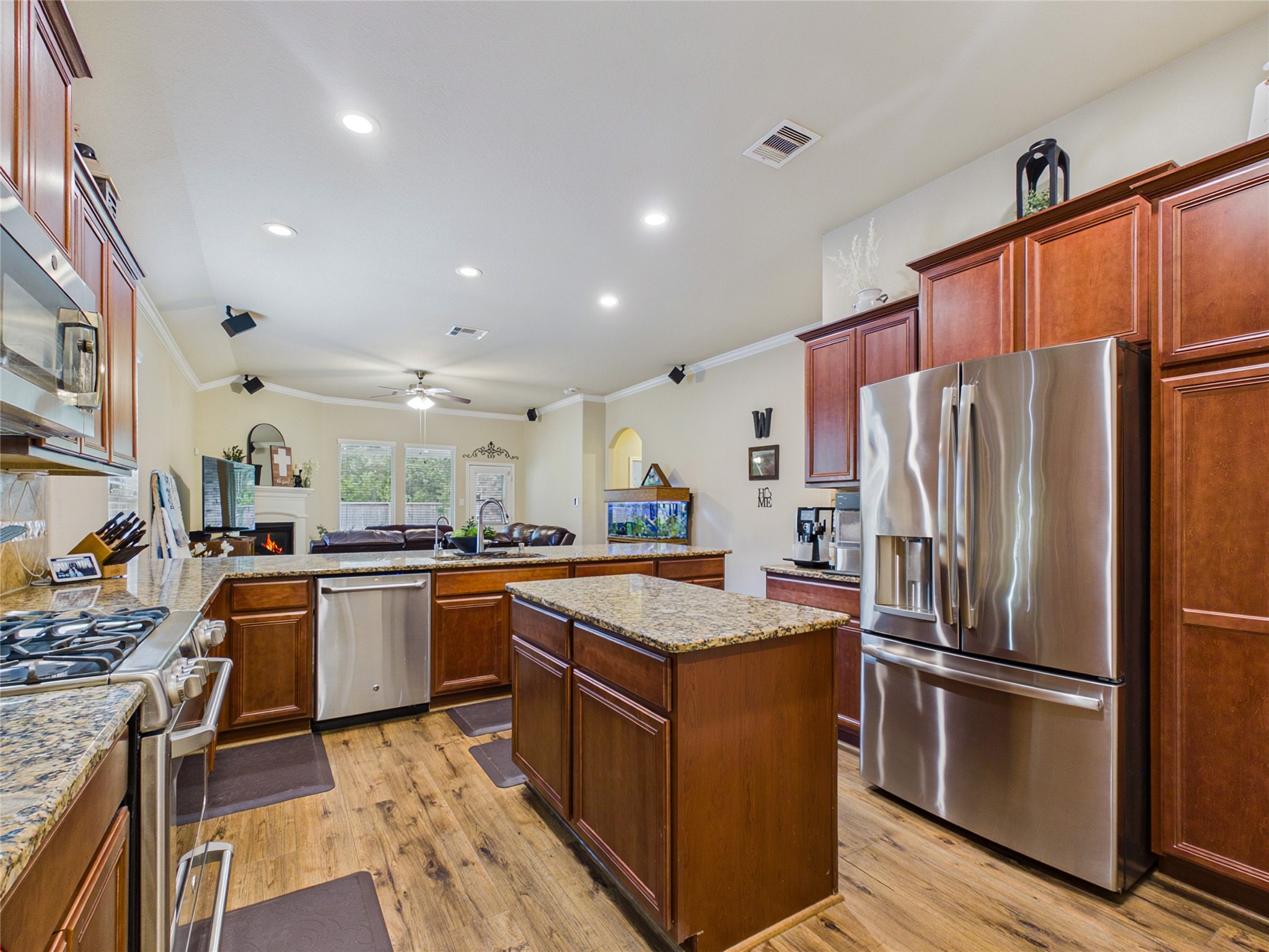 710 Fairway Drive Property Photo 16
