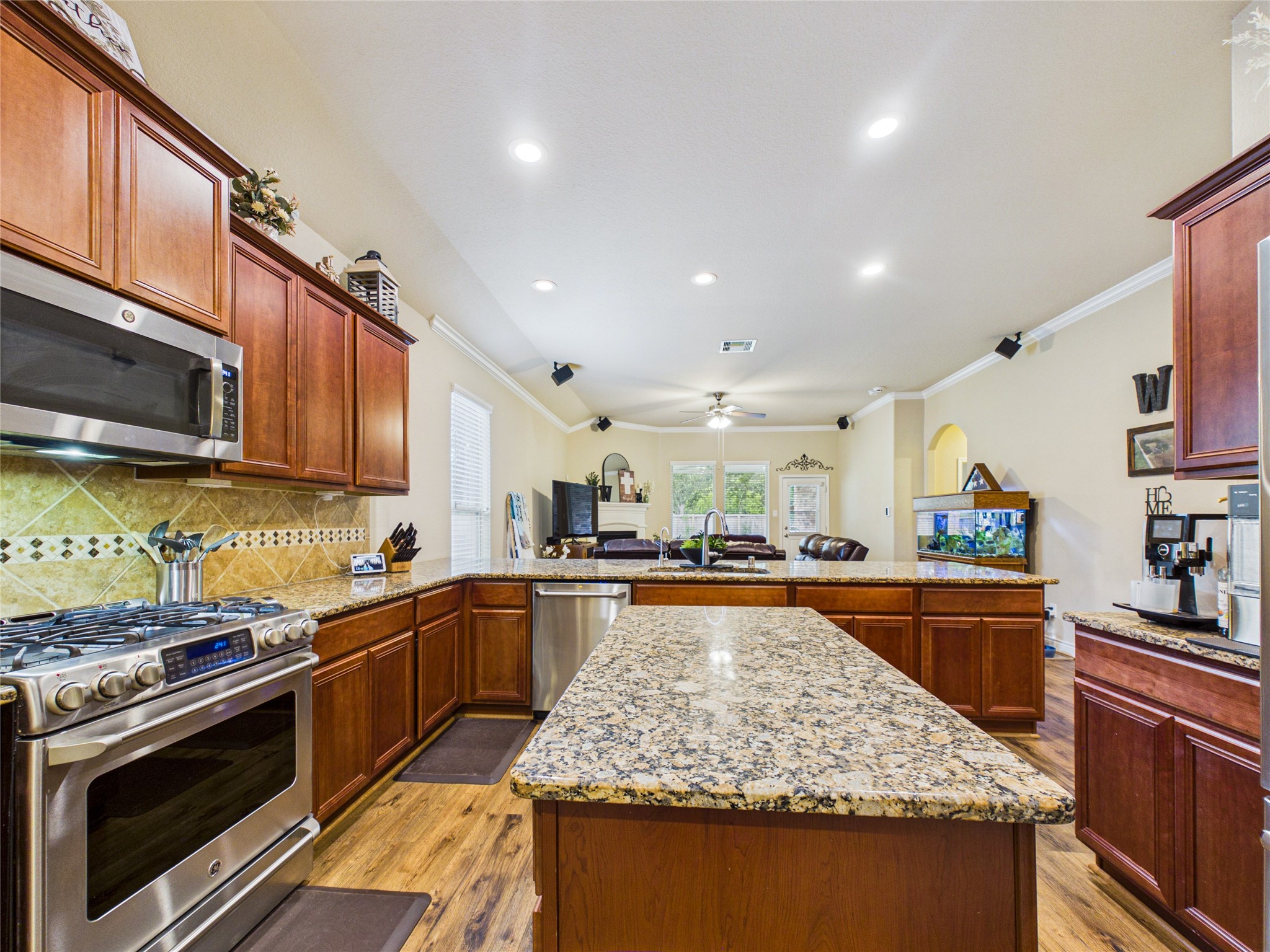 710 Fairway Drive Property Photo 17
