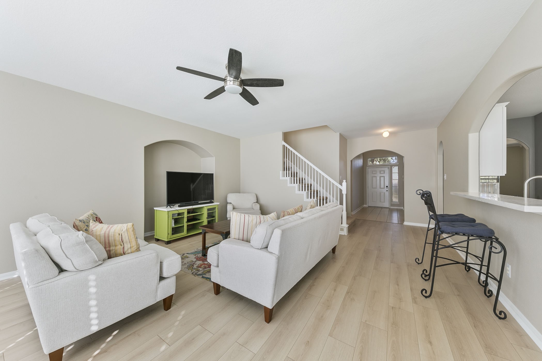 19407 Glen Landing Drive Property Photo 6