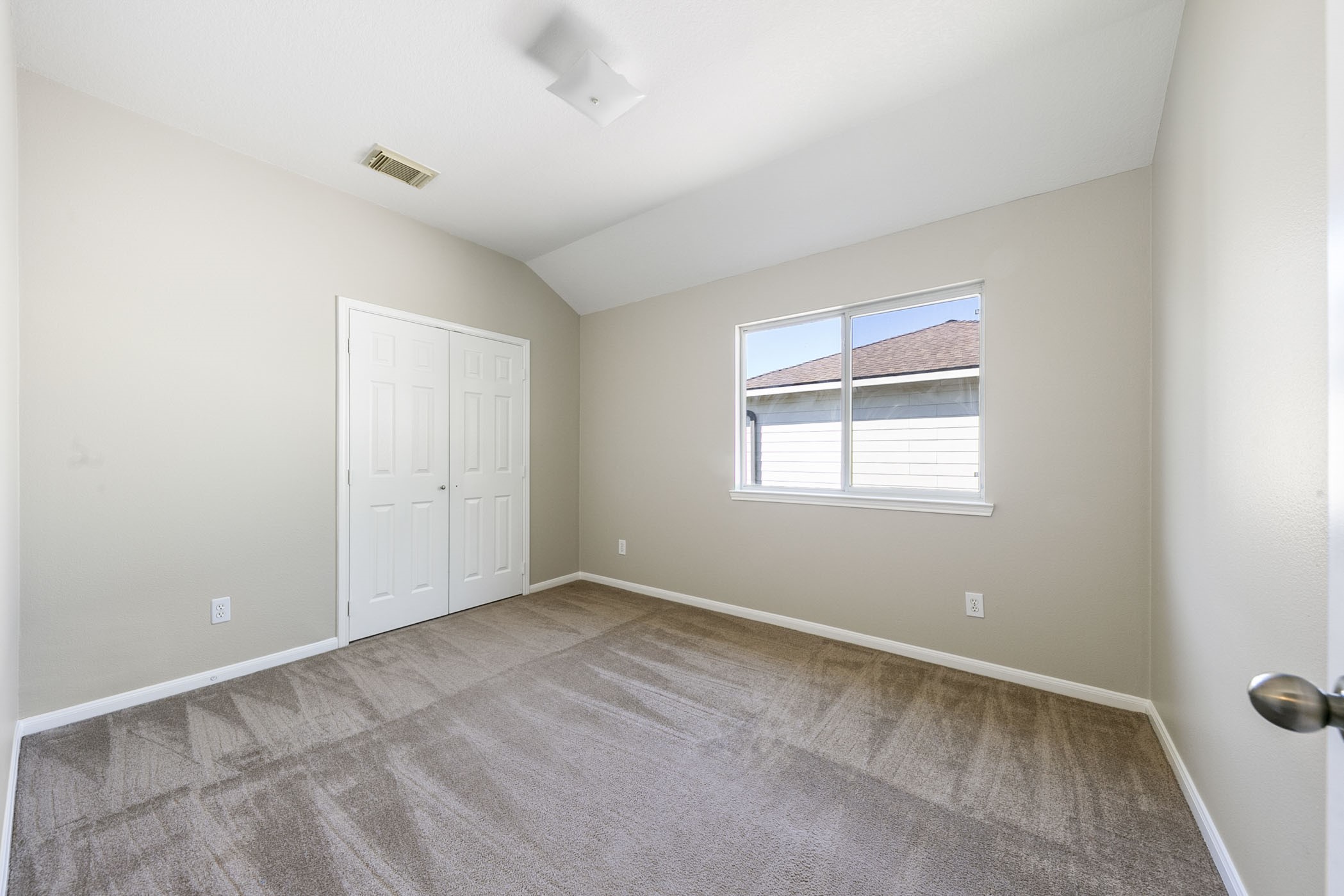 19407 Glen Landing Drive Property Photo 26